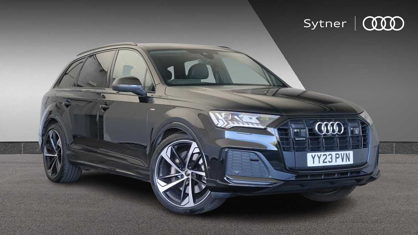 Main listing image - Audi Q7