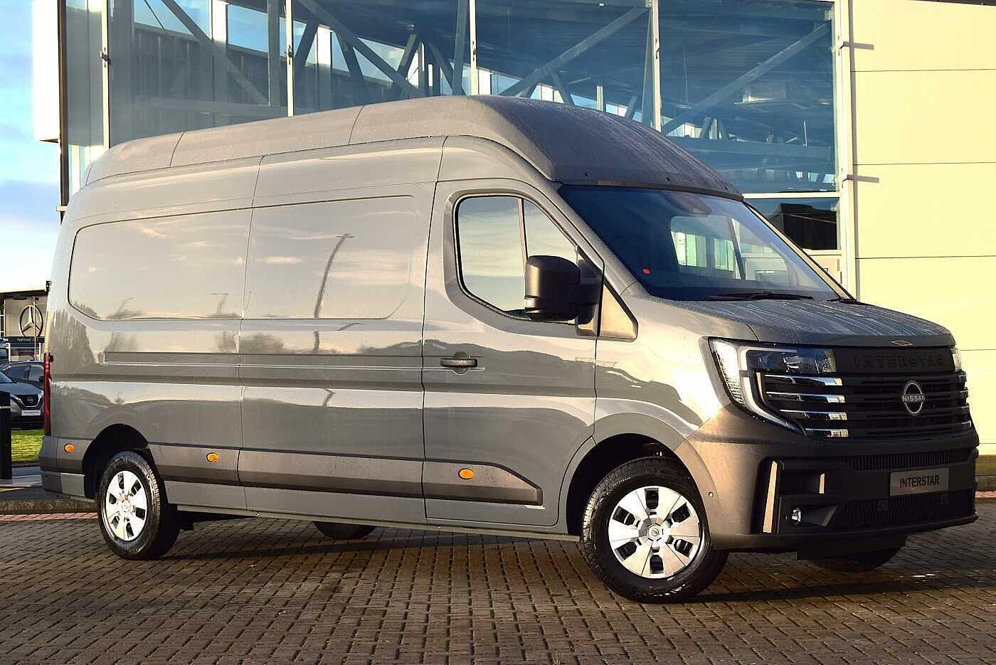 Main listing image - Nissan Interstar