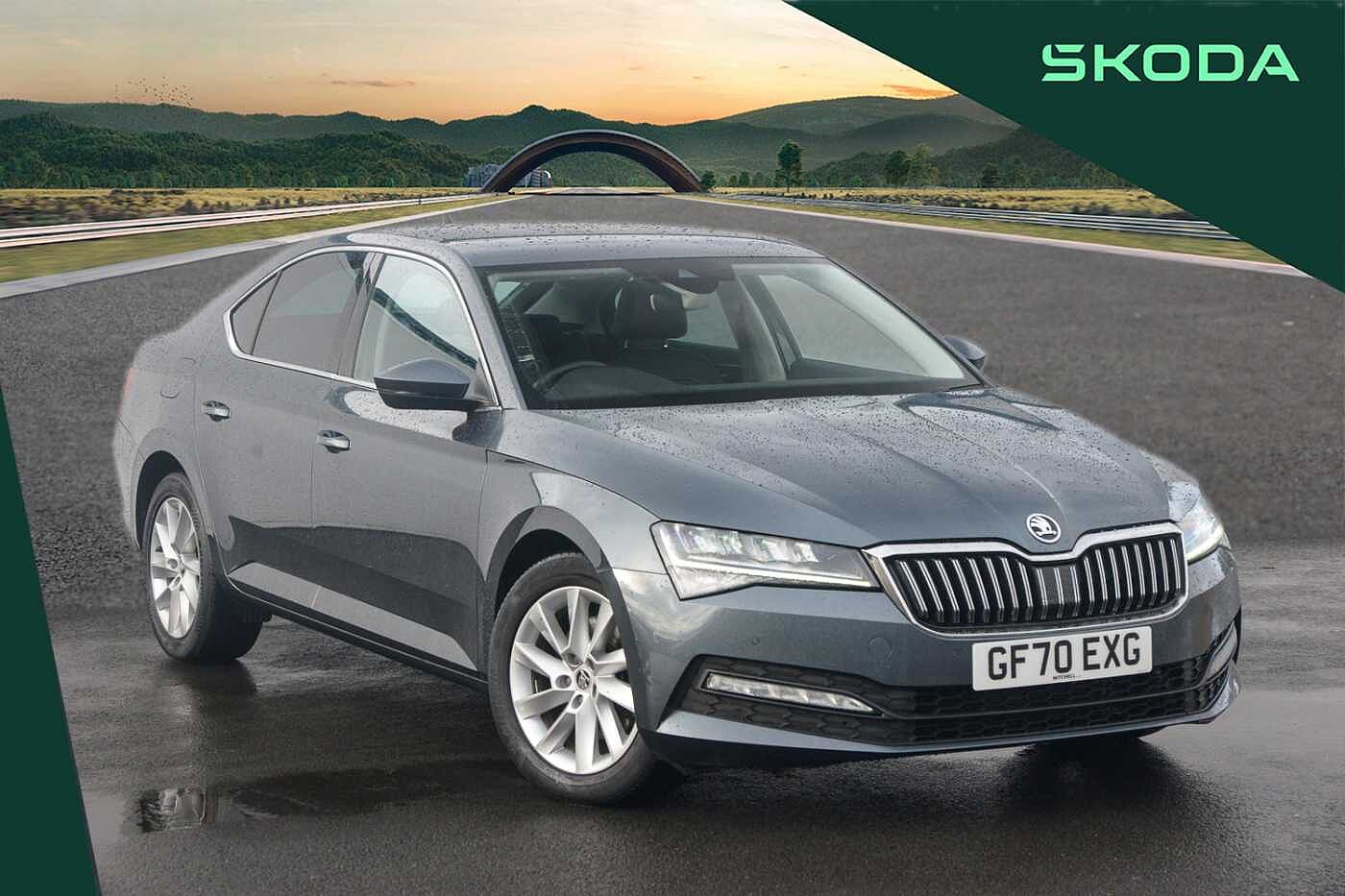 Main listing image - Skoda Superb