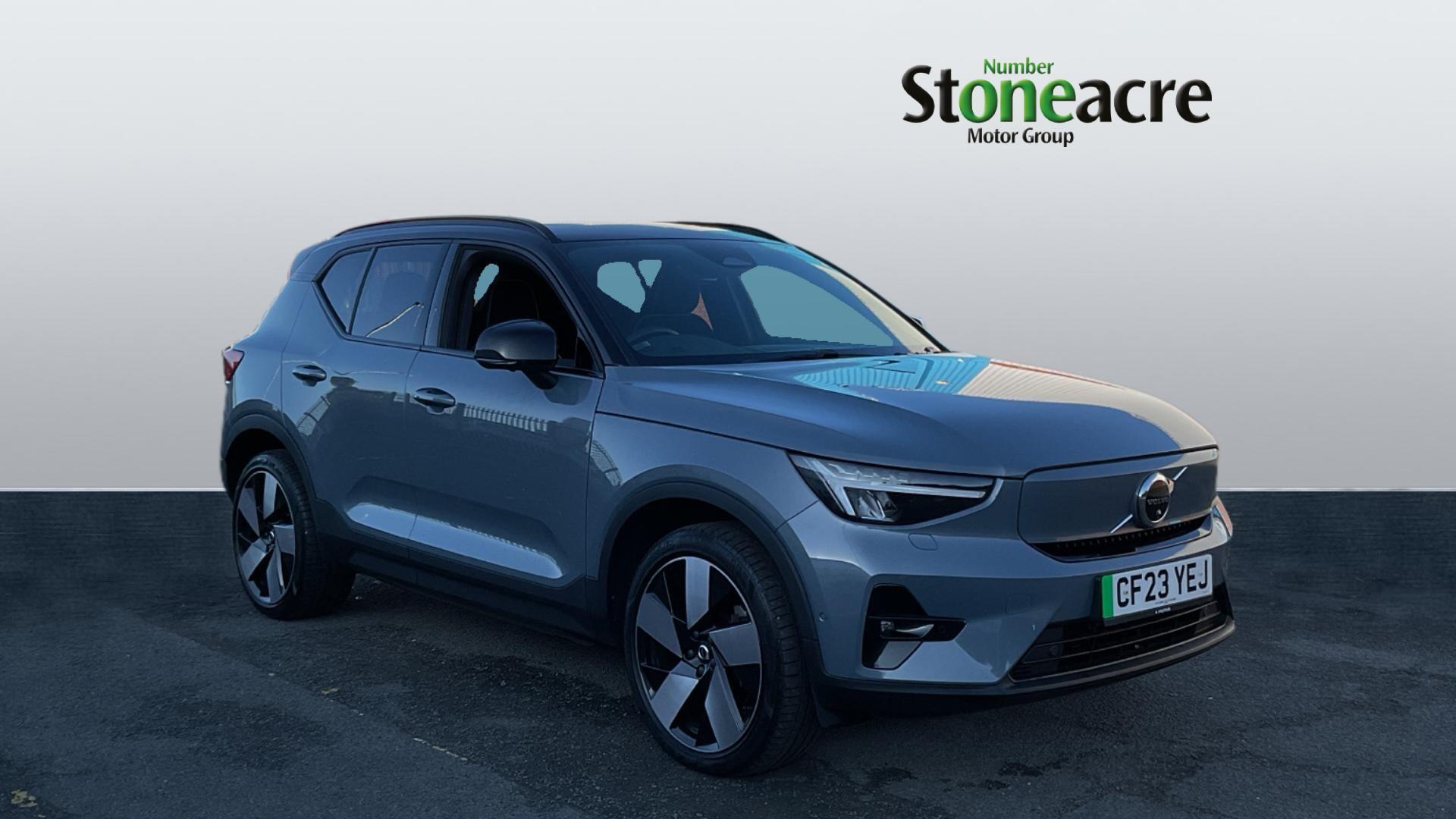 Main listing image - Volvo XC40