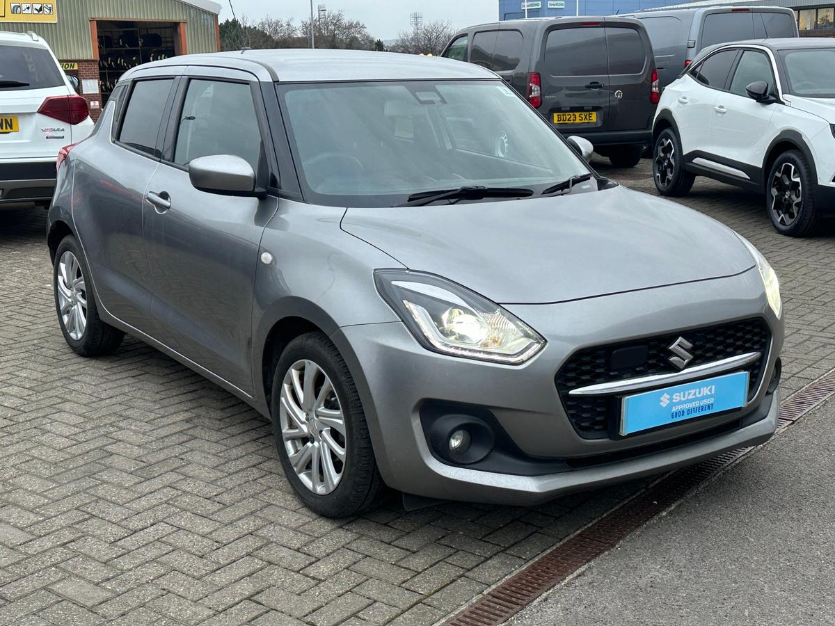 Main listing image - Suzuki Swift