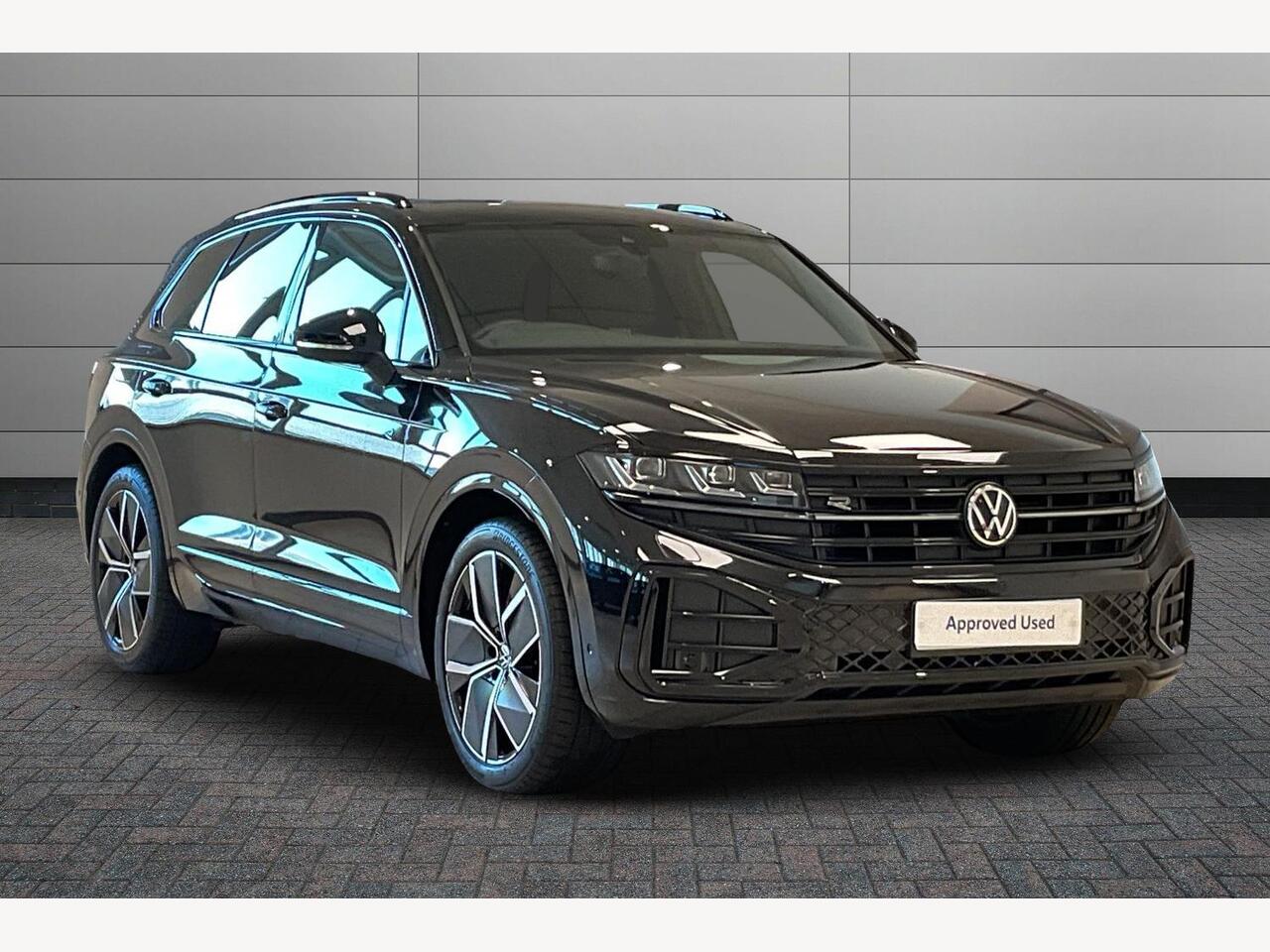 Main listing image - Volkswagen Touareg
