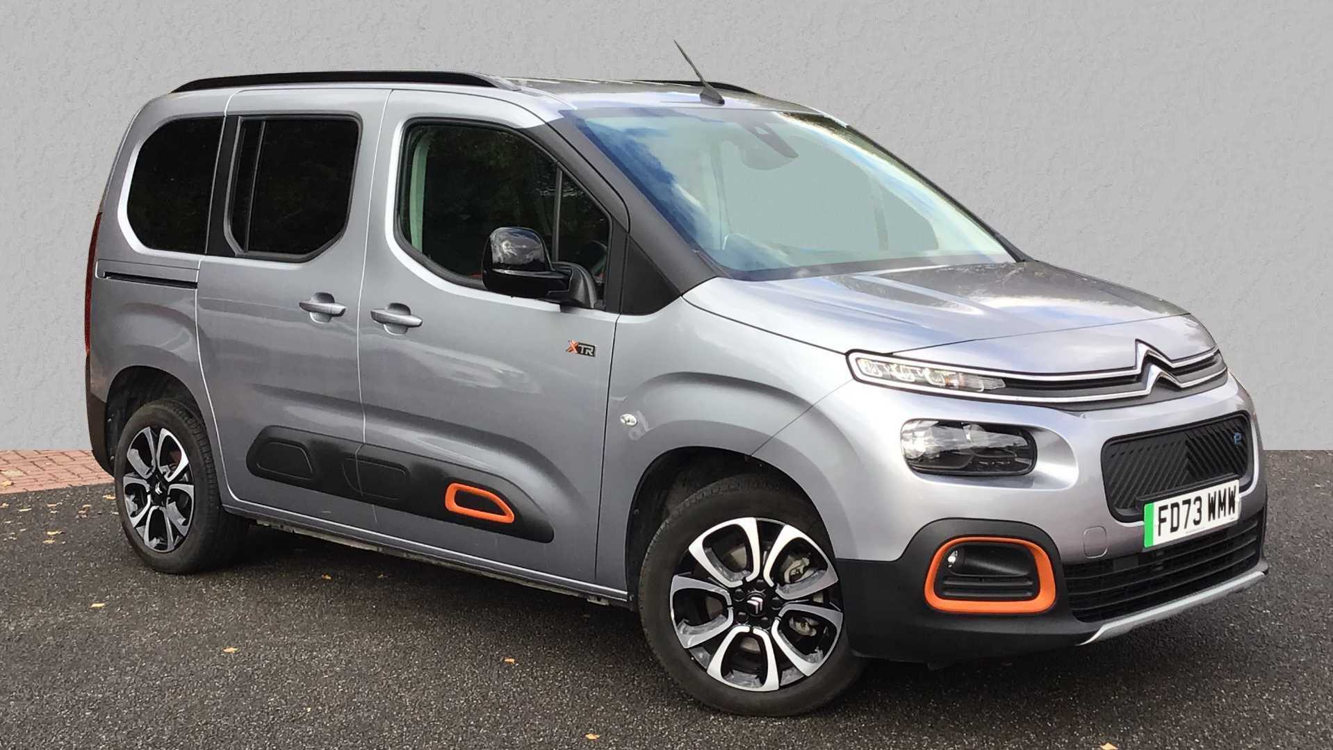 Main listing image - Citroen e-Berlingo