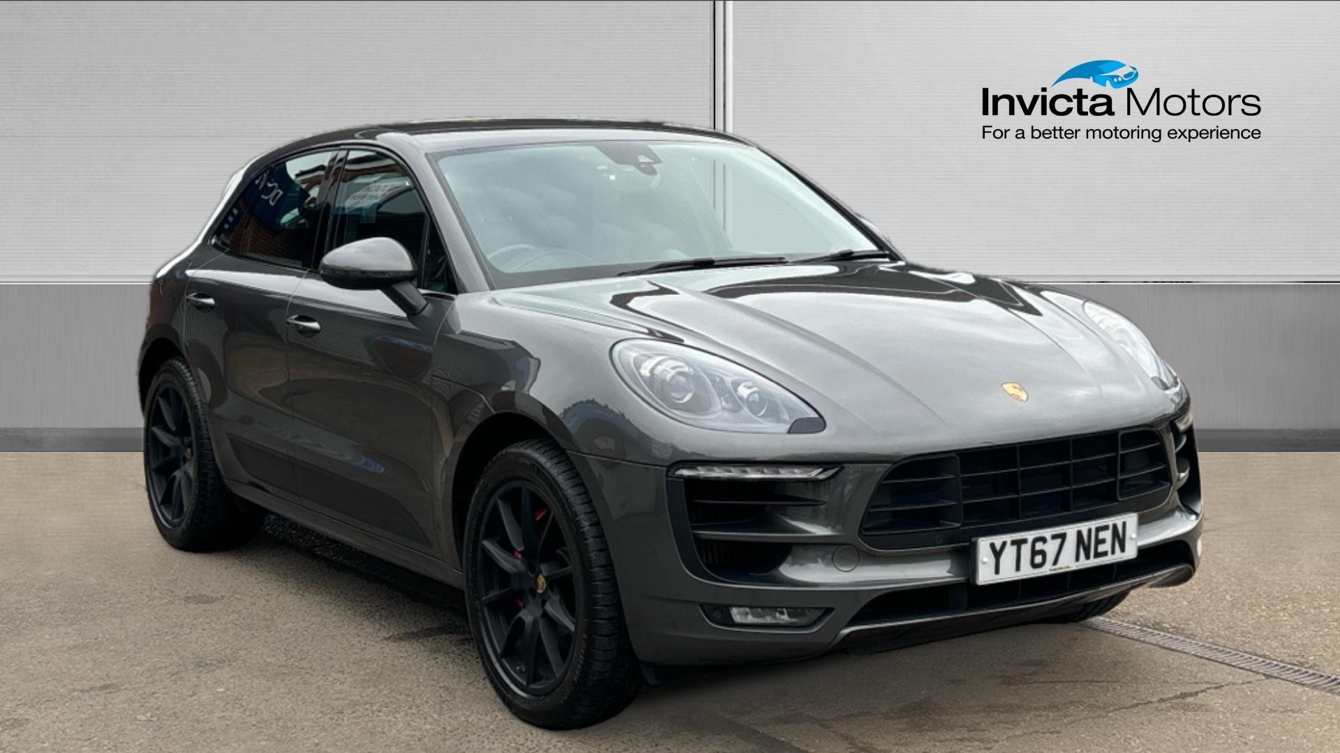 Main listing image - Porsche Macan