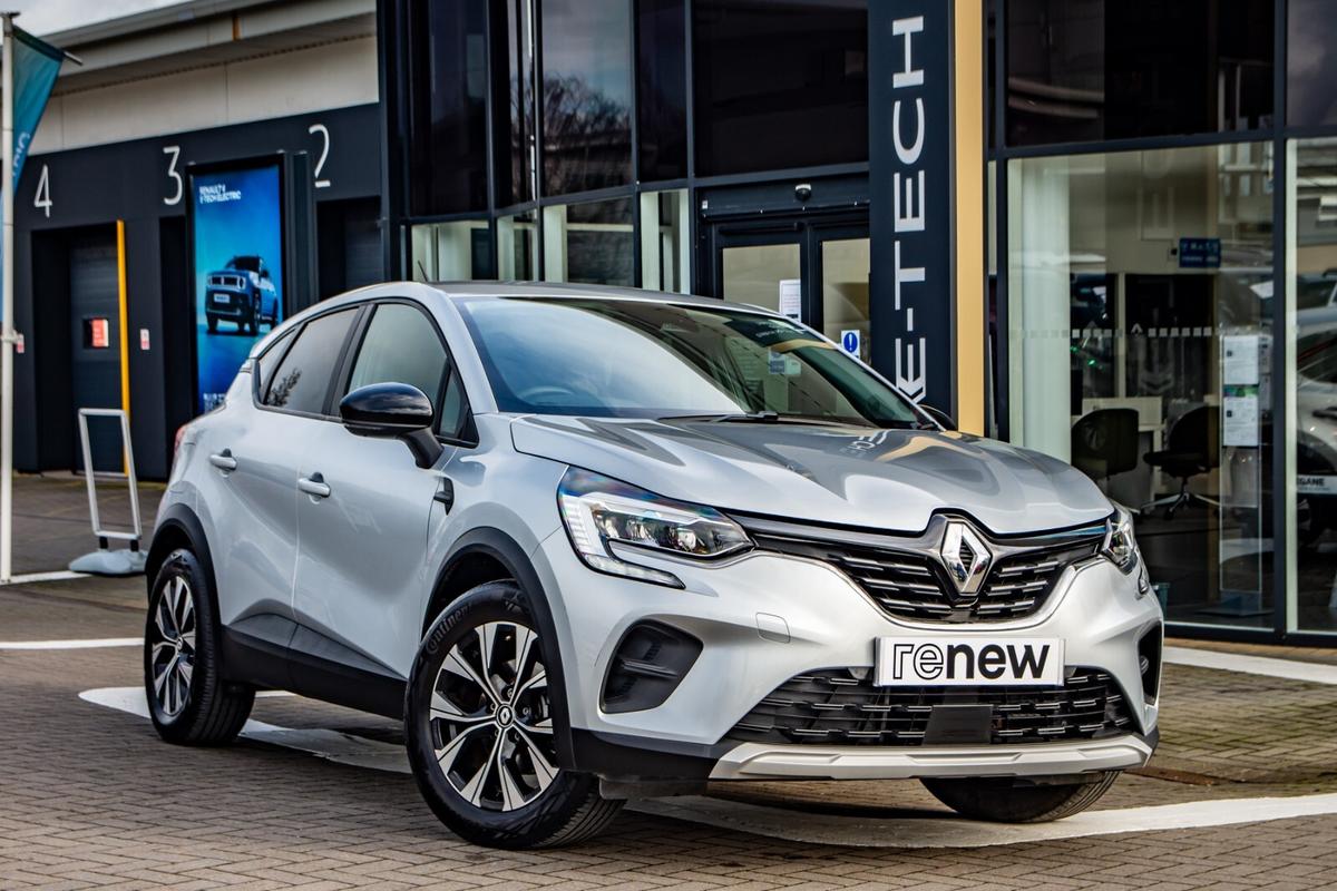 Main listing image - Renault Captur