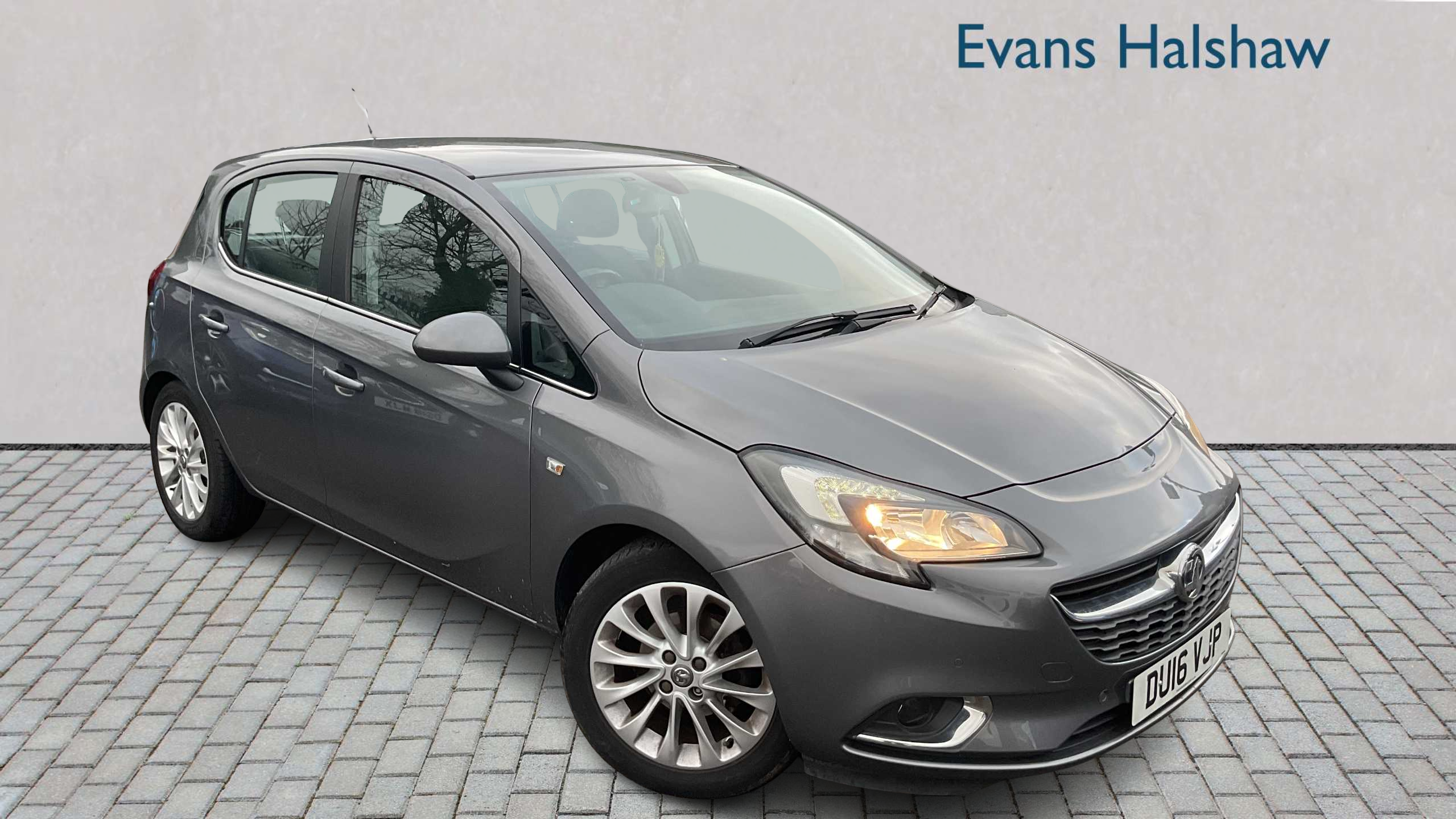 Main listing image - Vauxhall Corsa
