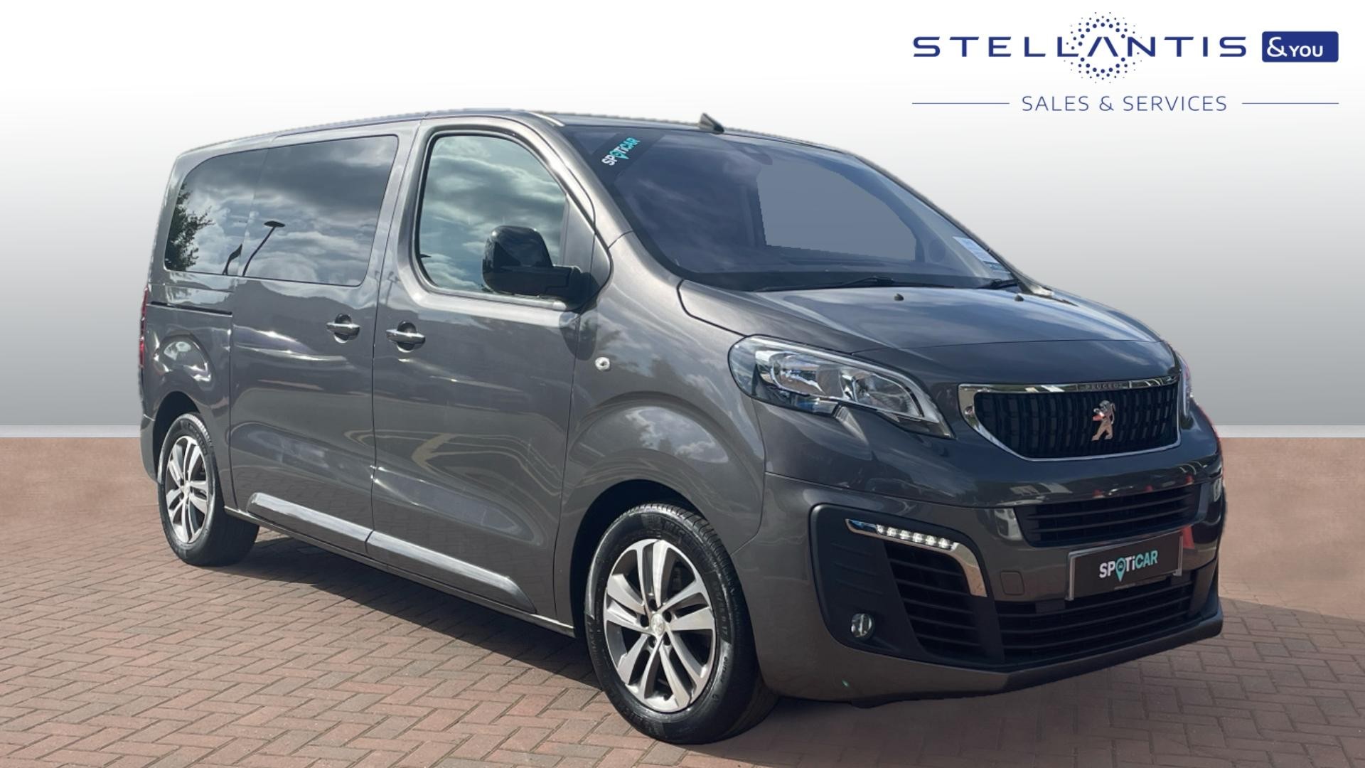 Main listing image - Peugeot Traveller