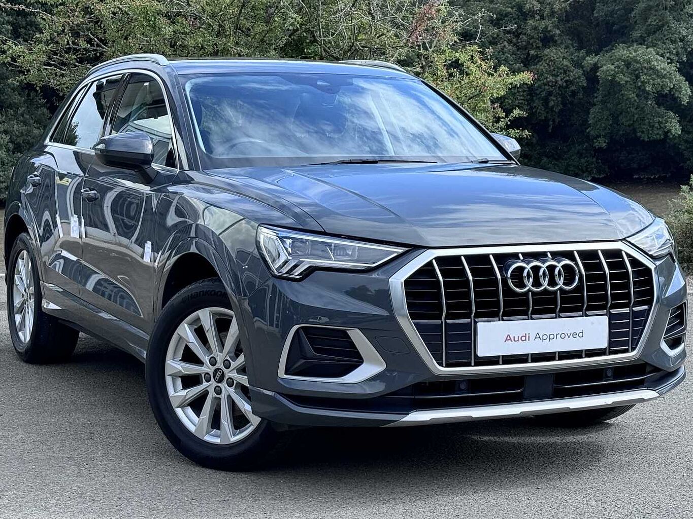 Main listing image - Audi Q3