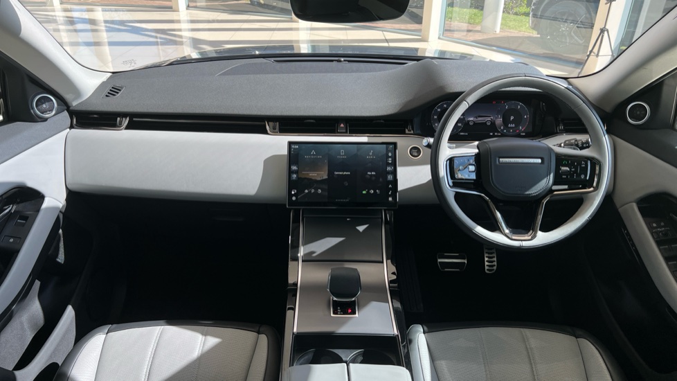 Main listing image - Land Rover Range Rover Evoque