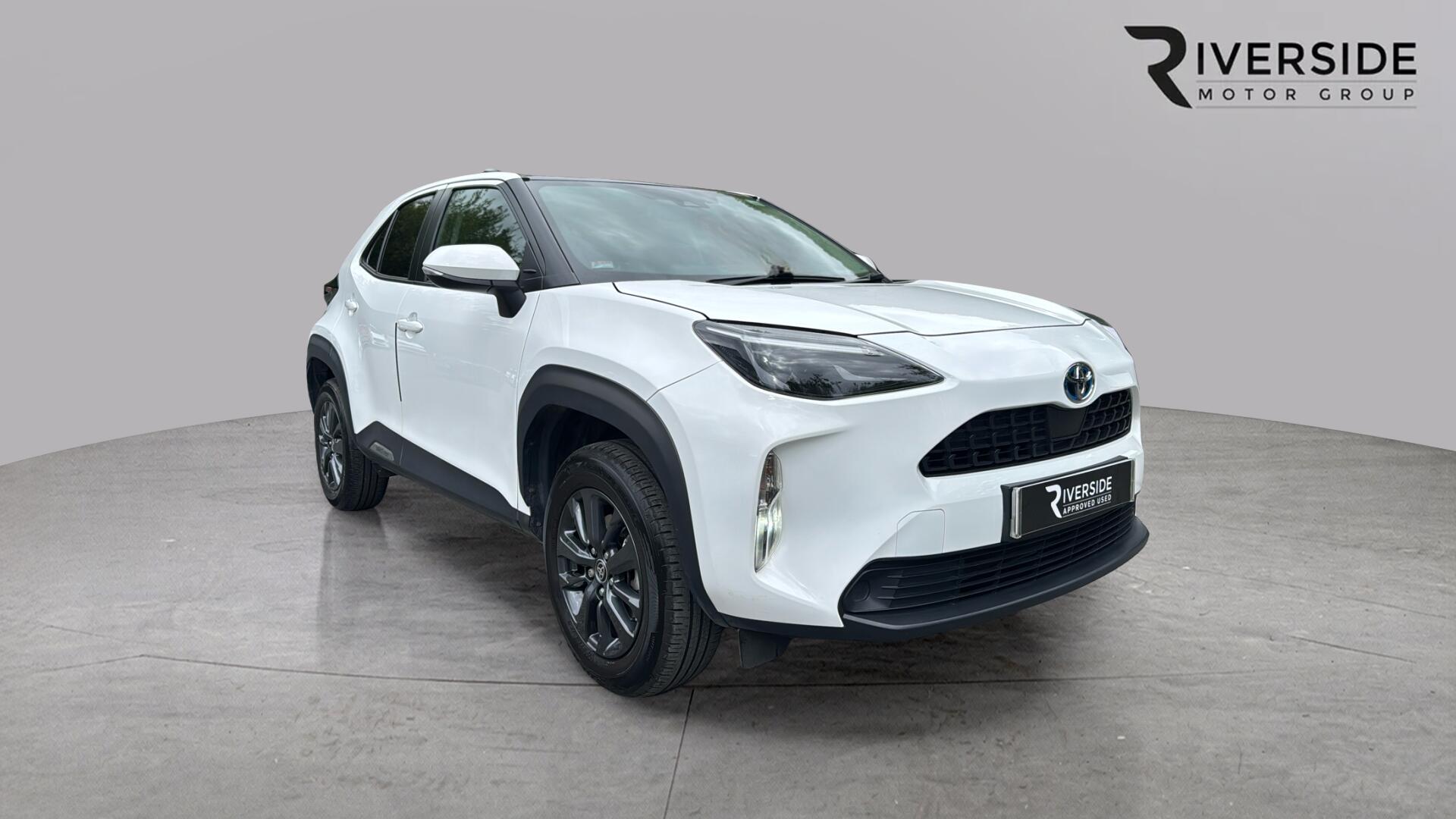 Main listing image - Toyota Yaris Cross