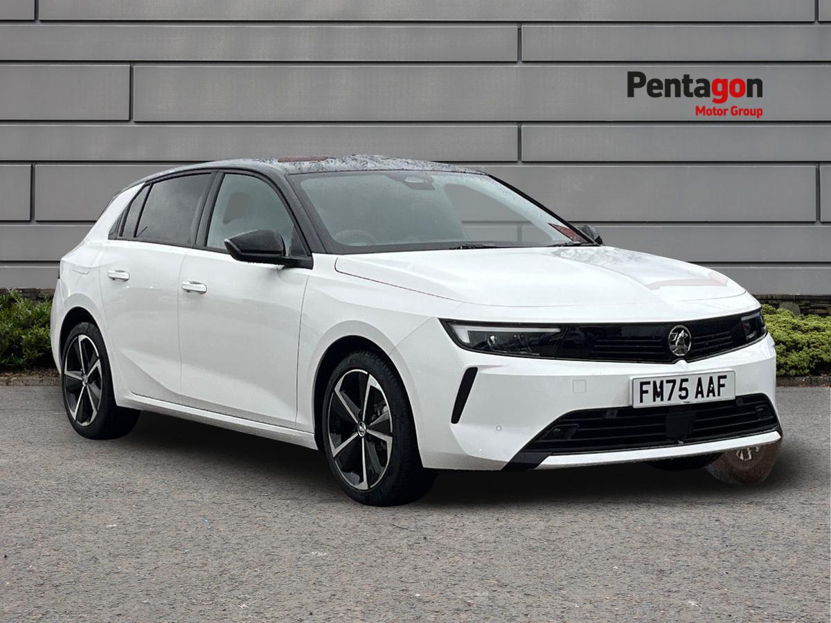 Main listing image - Vauxhall Astra