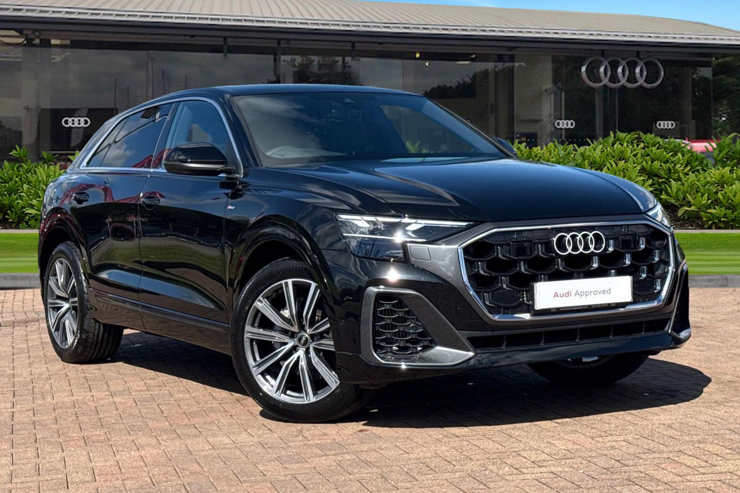 Main listing image - Audi Q8