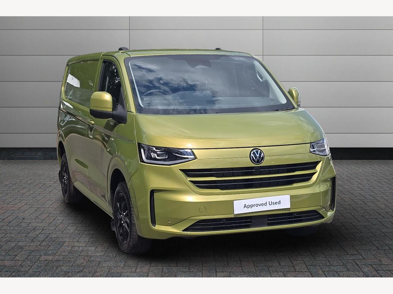 Main listing image - Volkswagen Transporter