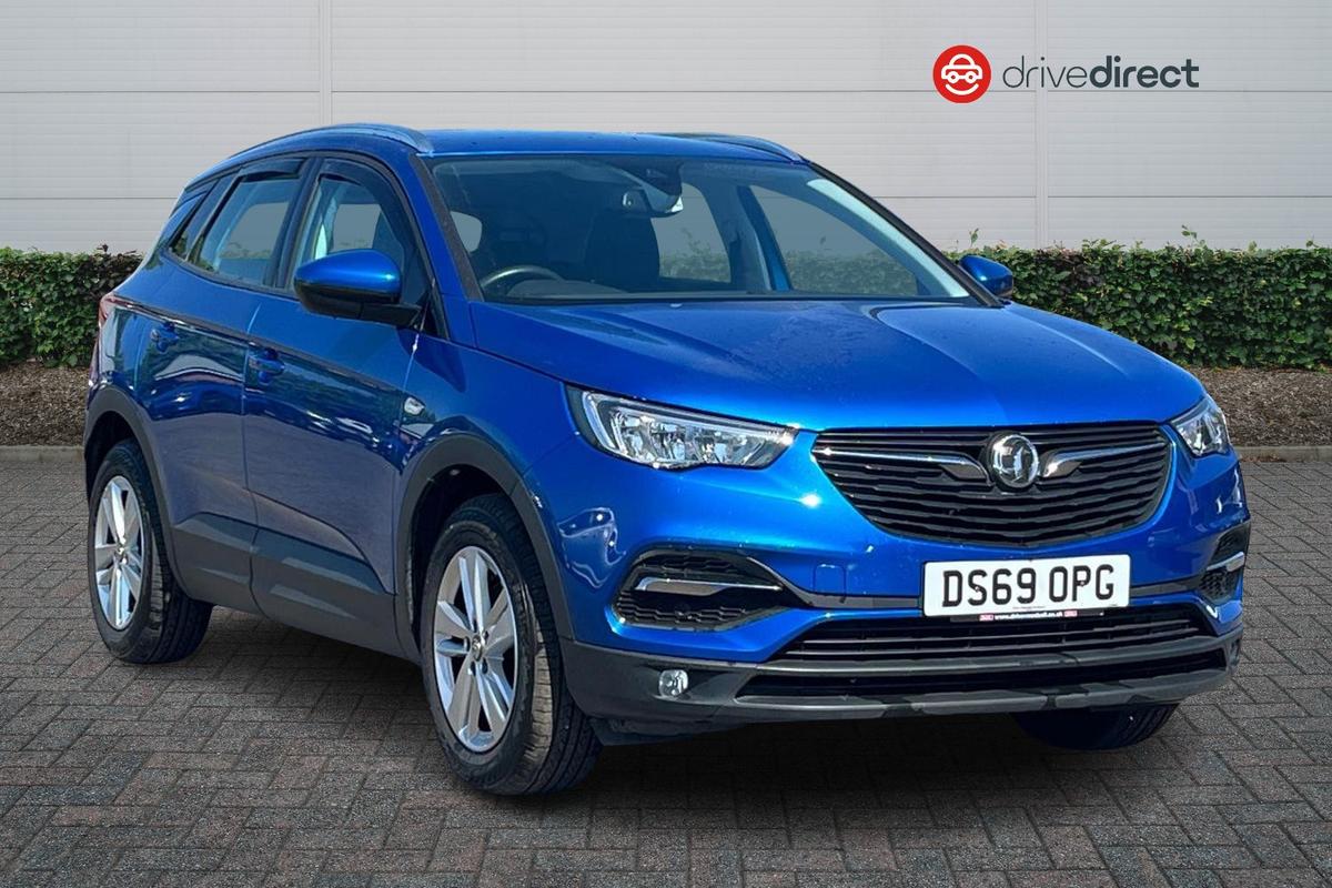 Main listing image - Vauxhall Grandland X