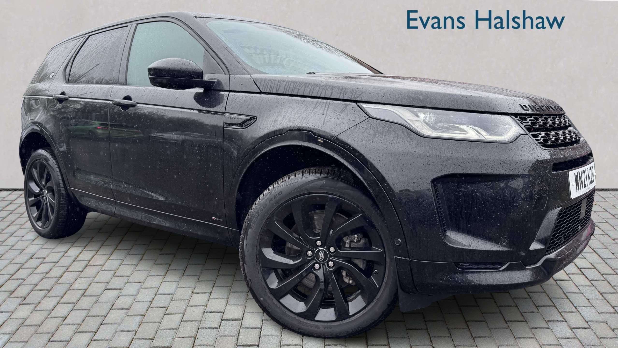 Main listing image - Land Rover Discovery Sport