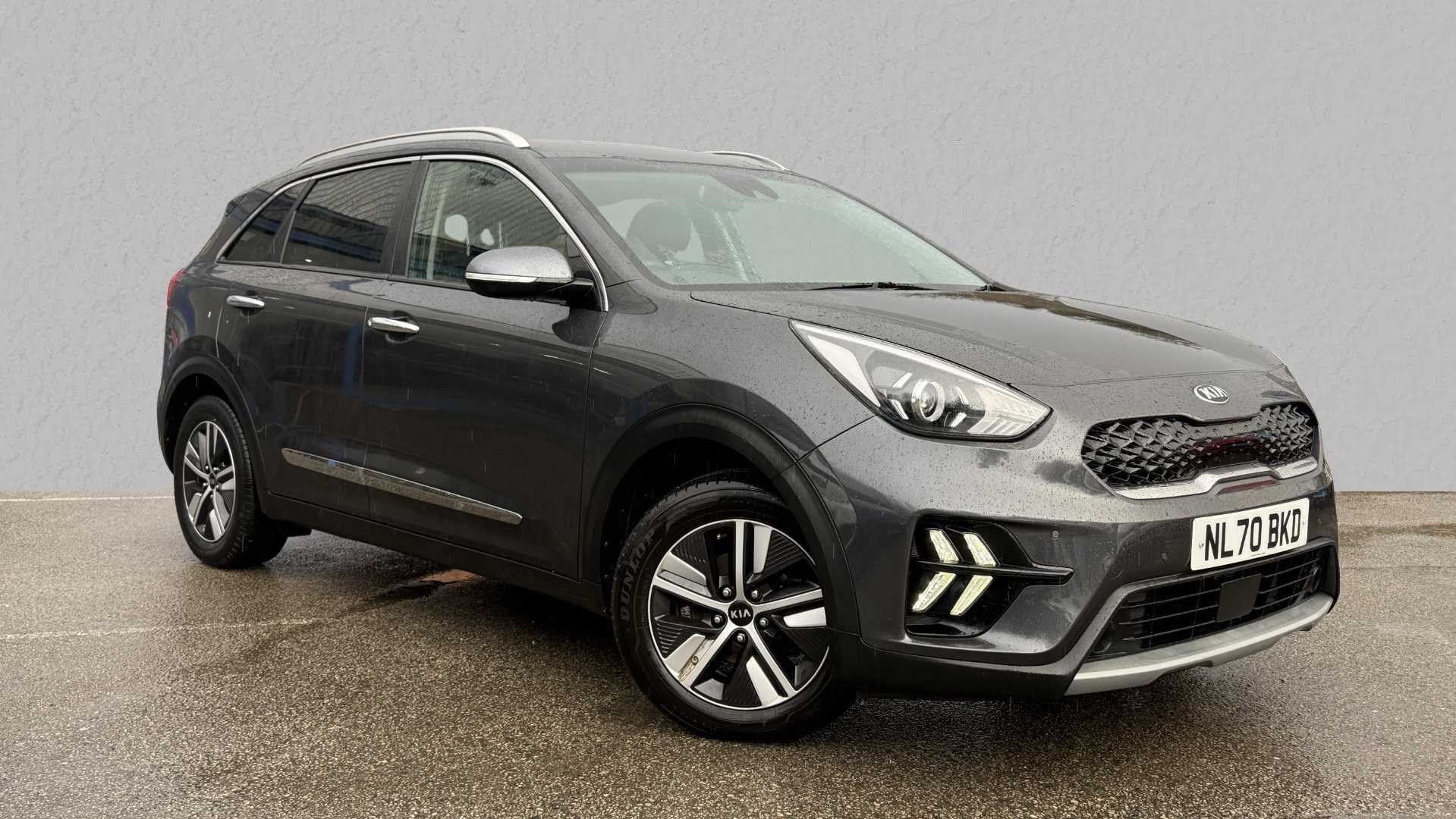 Main listing image - Kia Niro