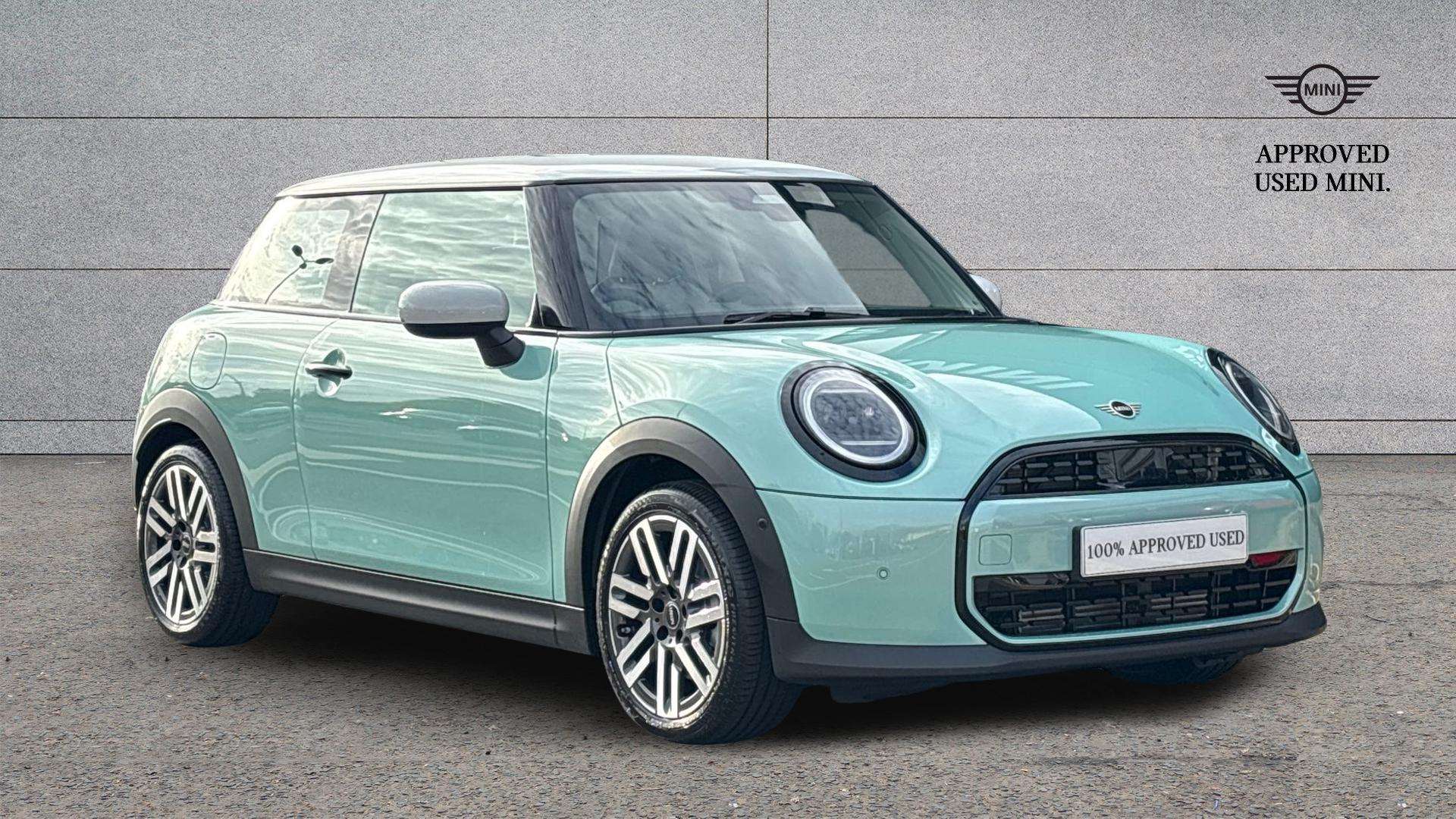 Main listing image - MINI Hatchback