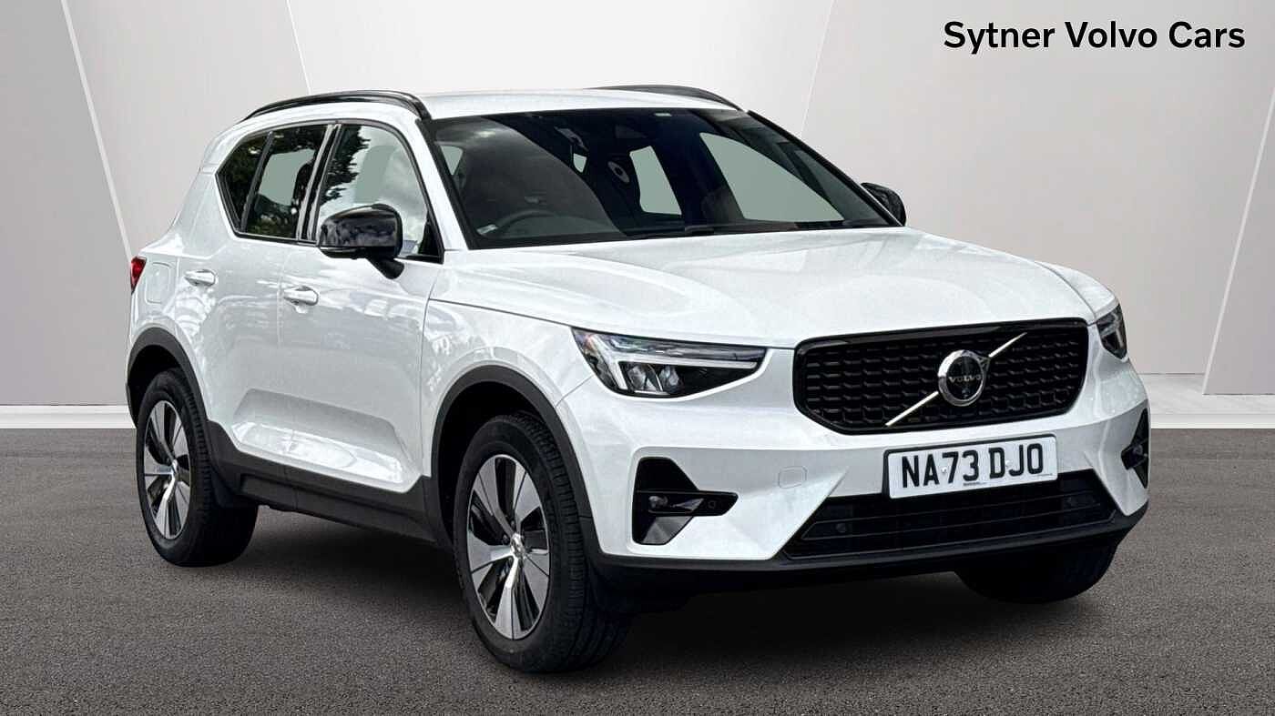 Main listing image - Volvo XC40