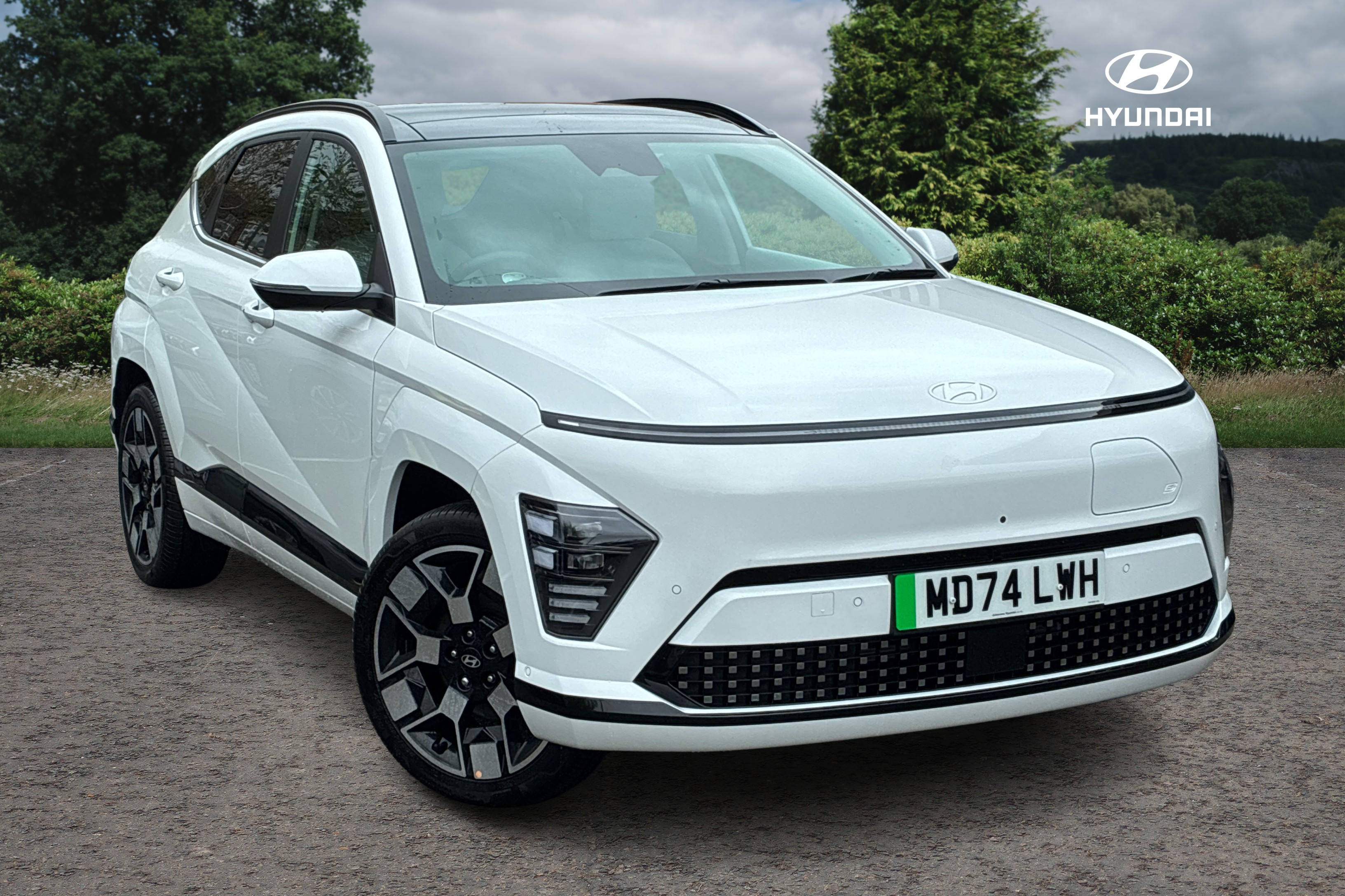 Main listing image - Hyundai Kona Electric