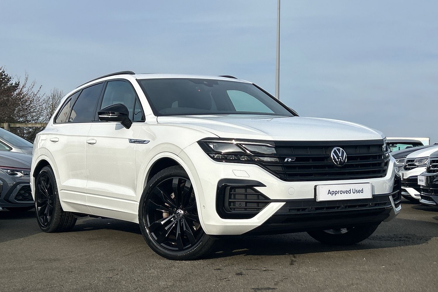 Main listing image - Volkswagen Touareg