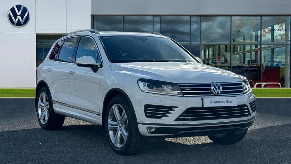 Main listing image - Volkswagen Touareg