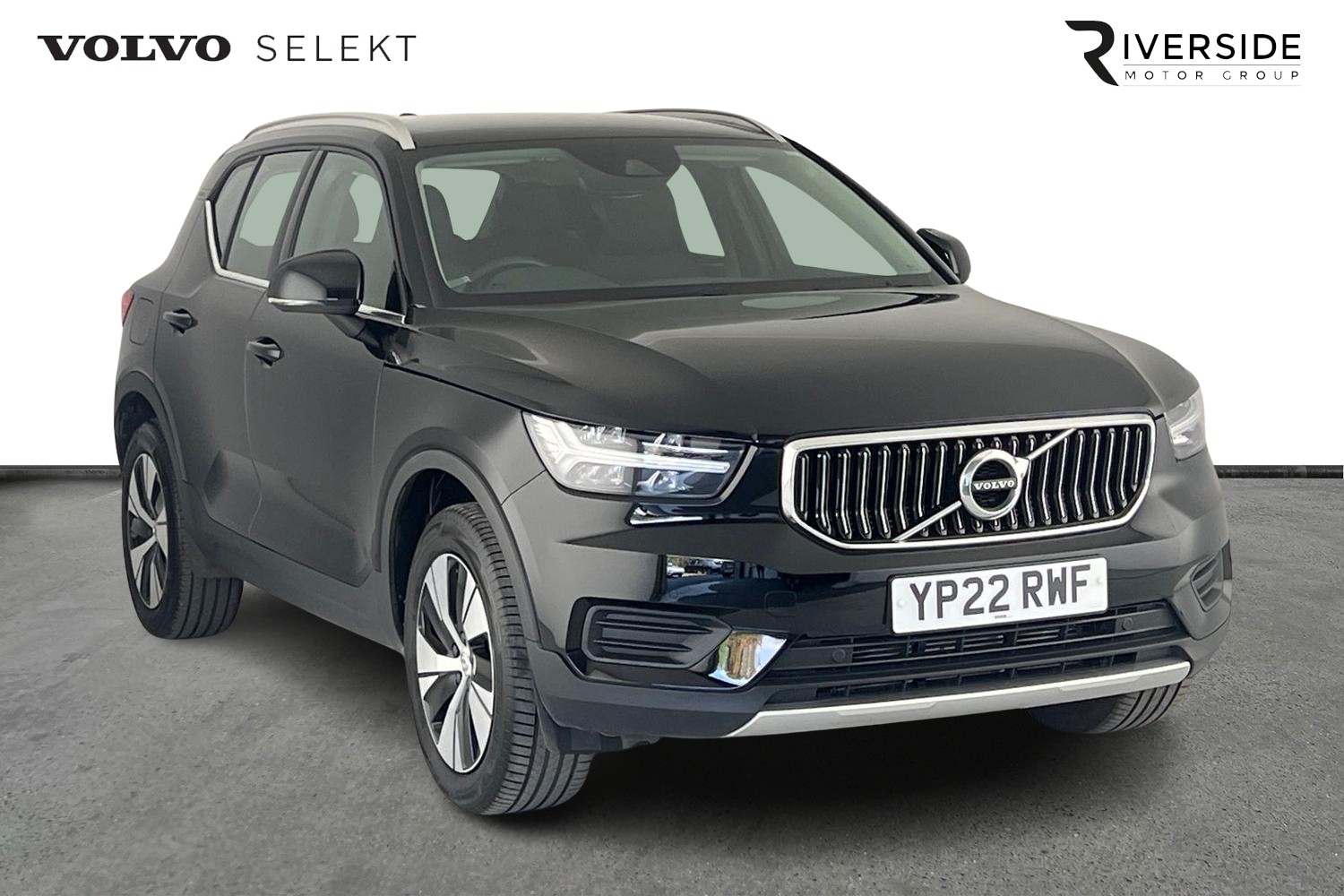 Main listing image - Volvo XC40 Recharge