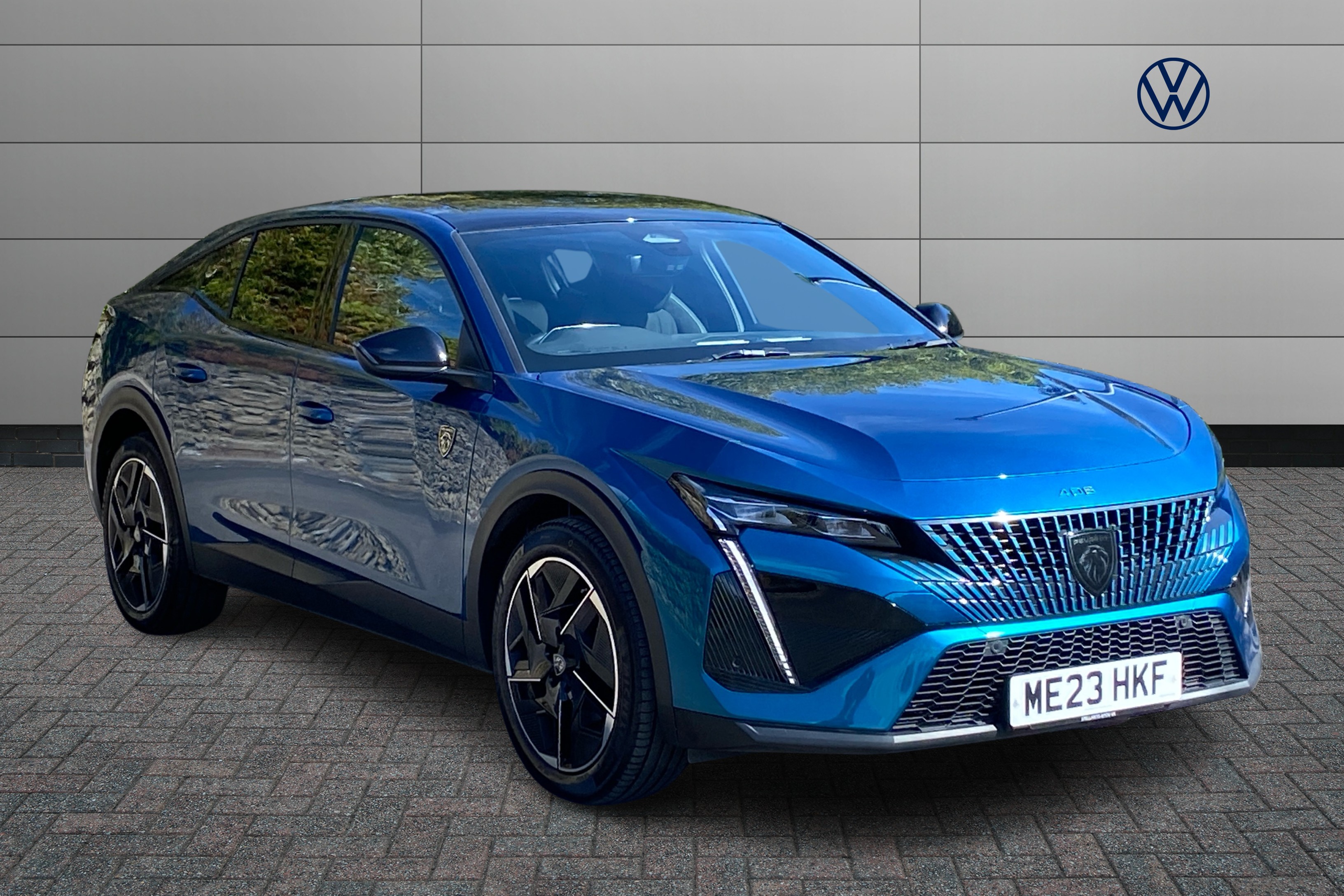 Main listing image - Peugeot 408