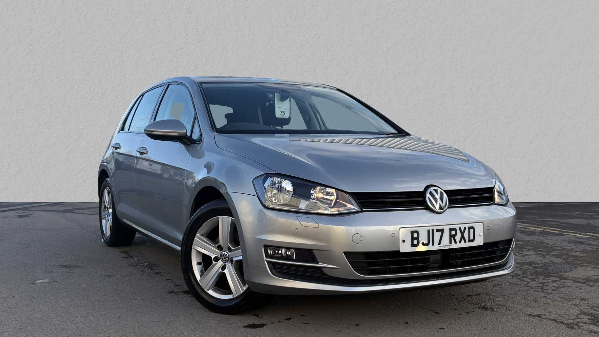 Main listing image - Volkswagen Golf