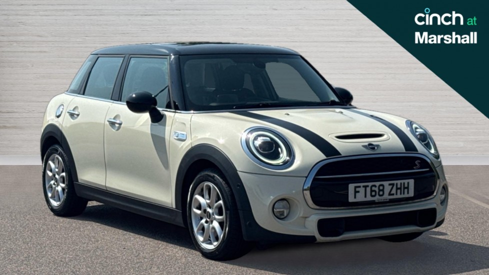 Main listing image - MINI Hatchback 5dr