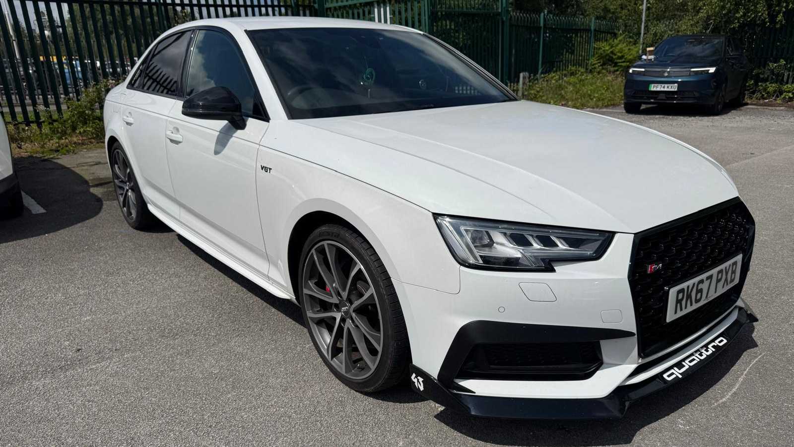 Main listing image - Audi S4