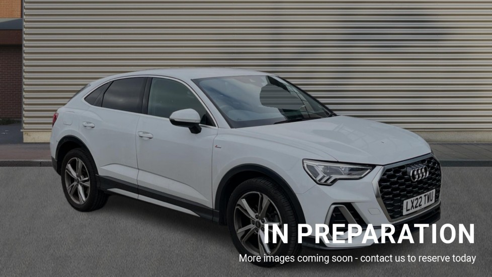 Main listing image - Audi Q3