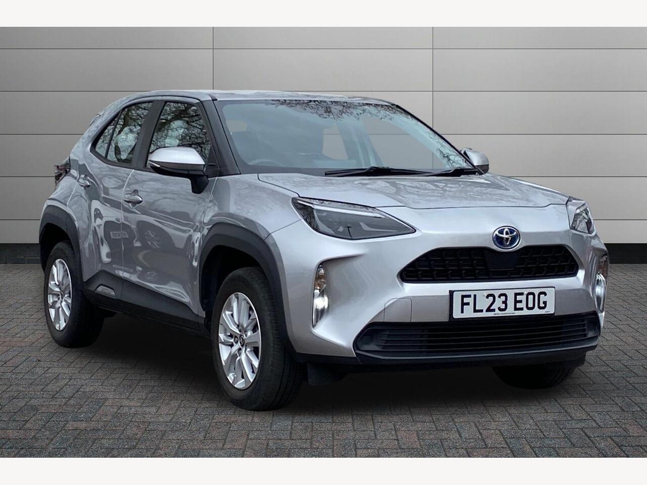Main listing image - Toyota Yaris Cross
