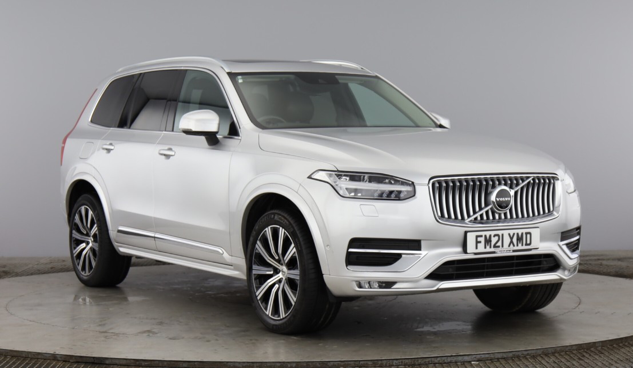 Main listing image - Volvo XC90