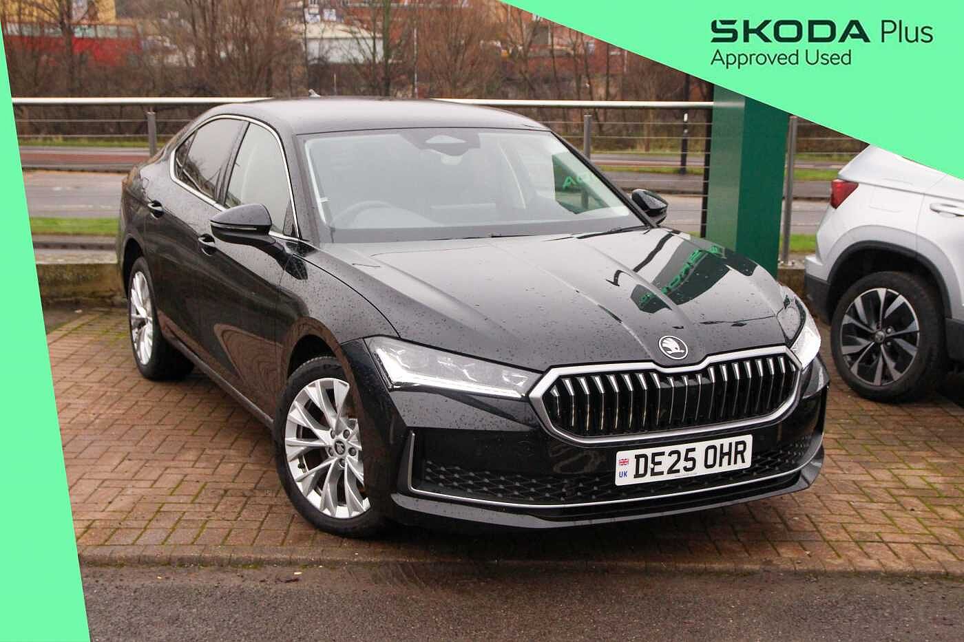 Main listing image - Skoda Superb