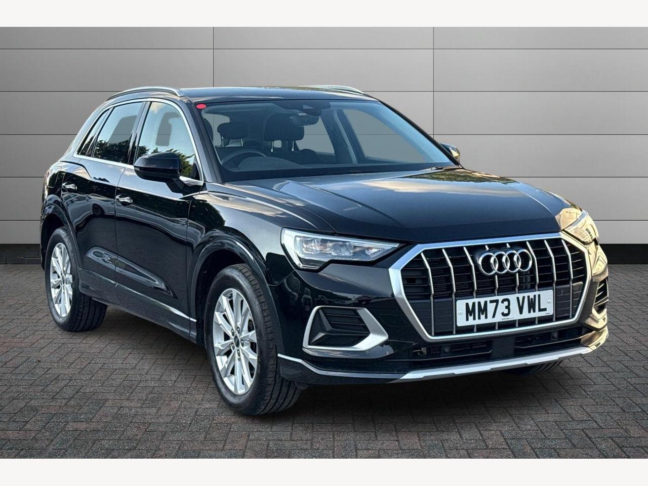 Main listing image - Audi Q3