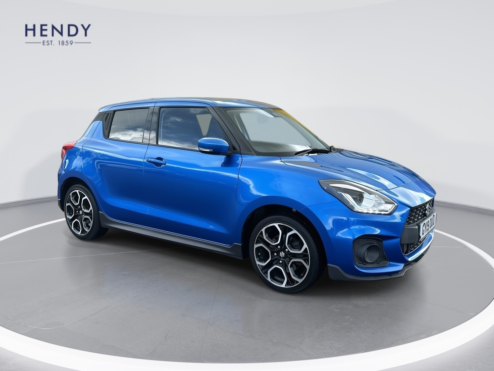 Main listing image - Suzuki Swift Sport