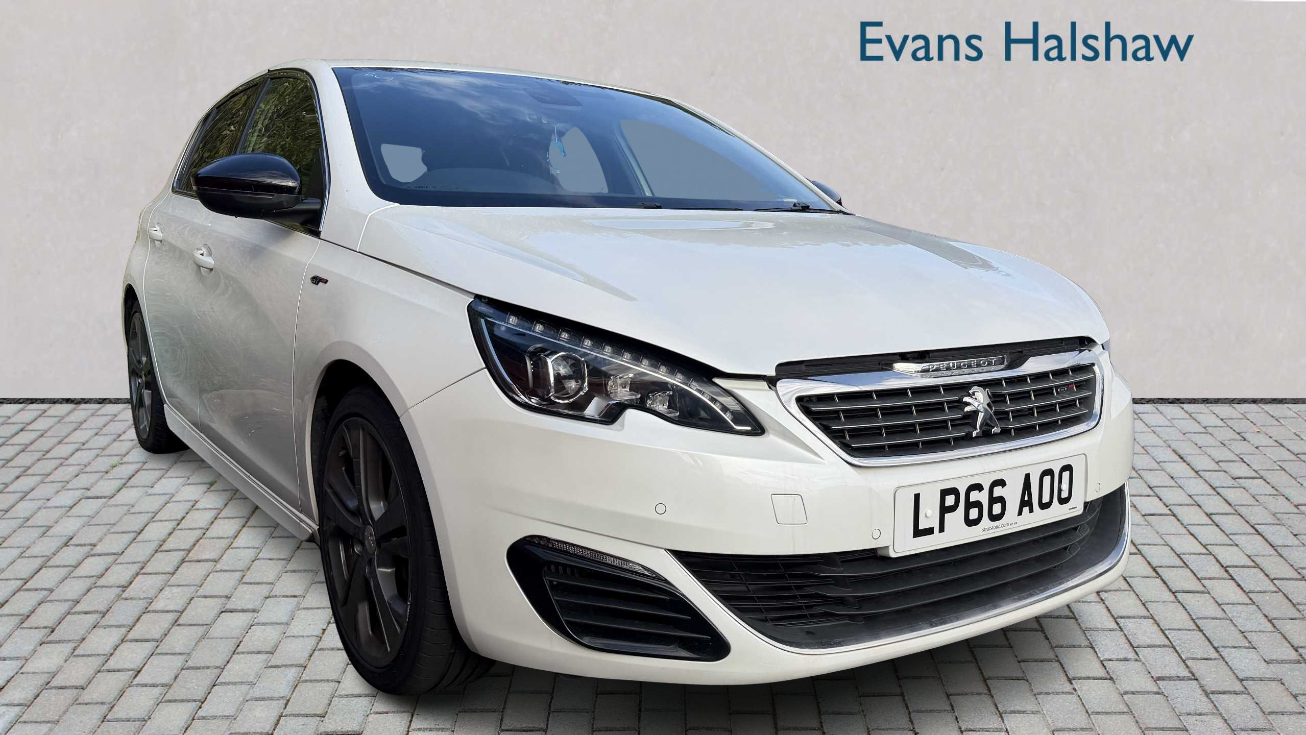 Main listing image - Peugeot 308