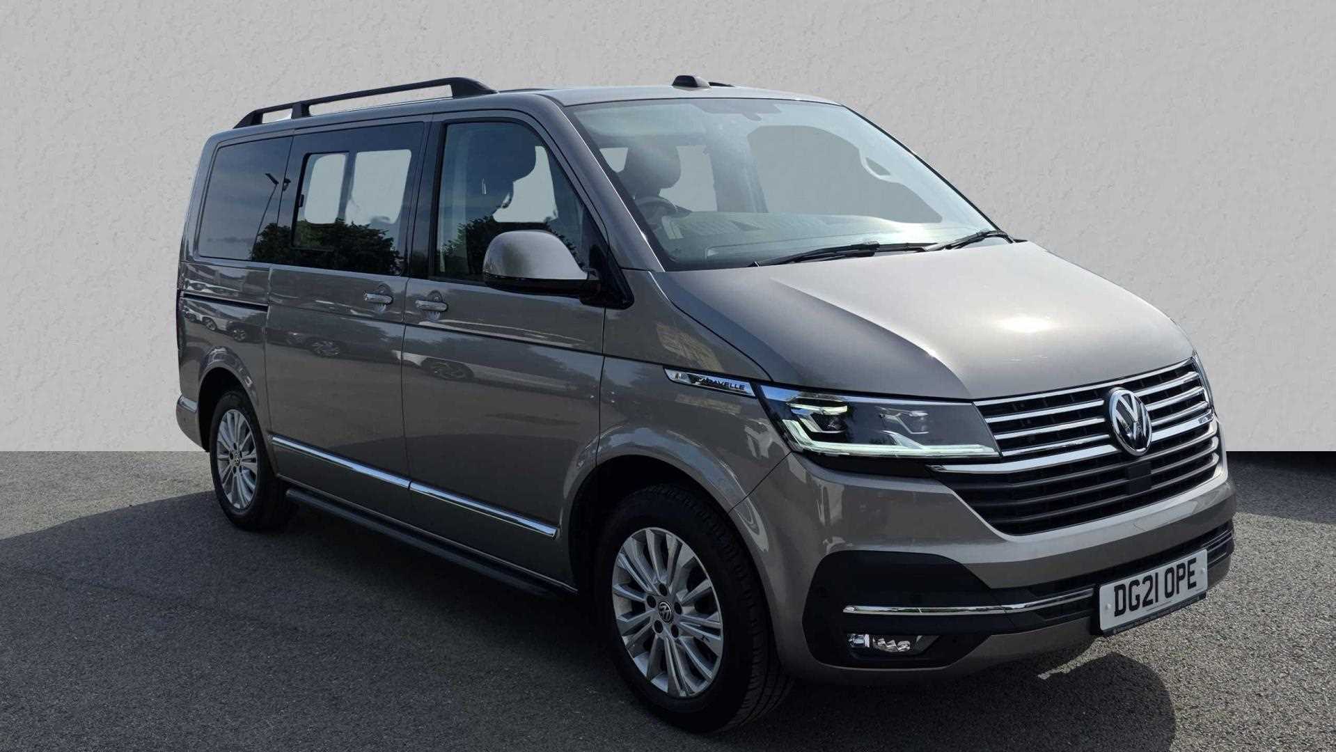 Main listing image - Volkswagen Caravelle