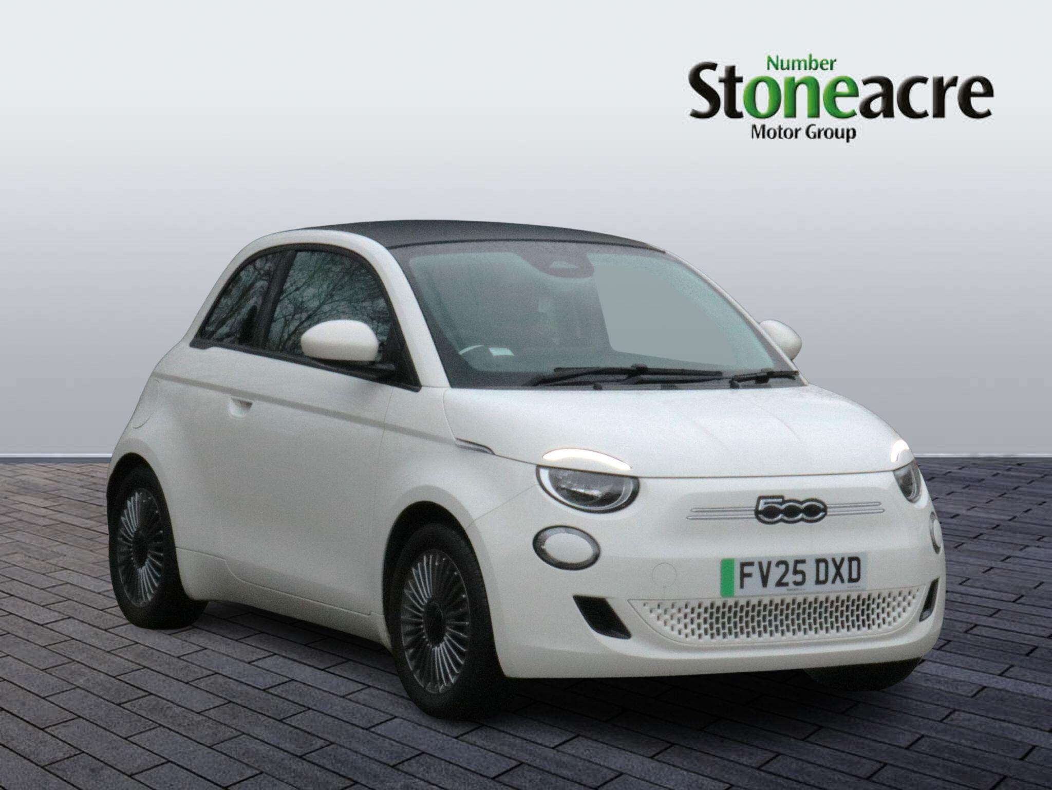 Main listing image - Fiat 500 Electric