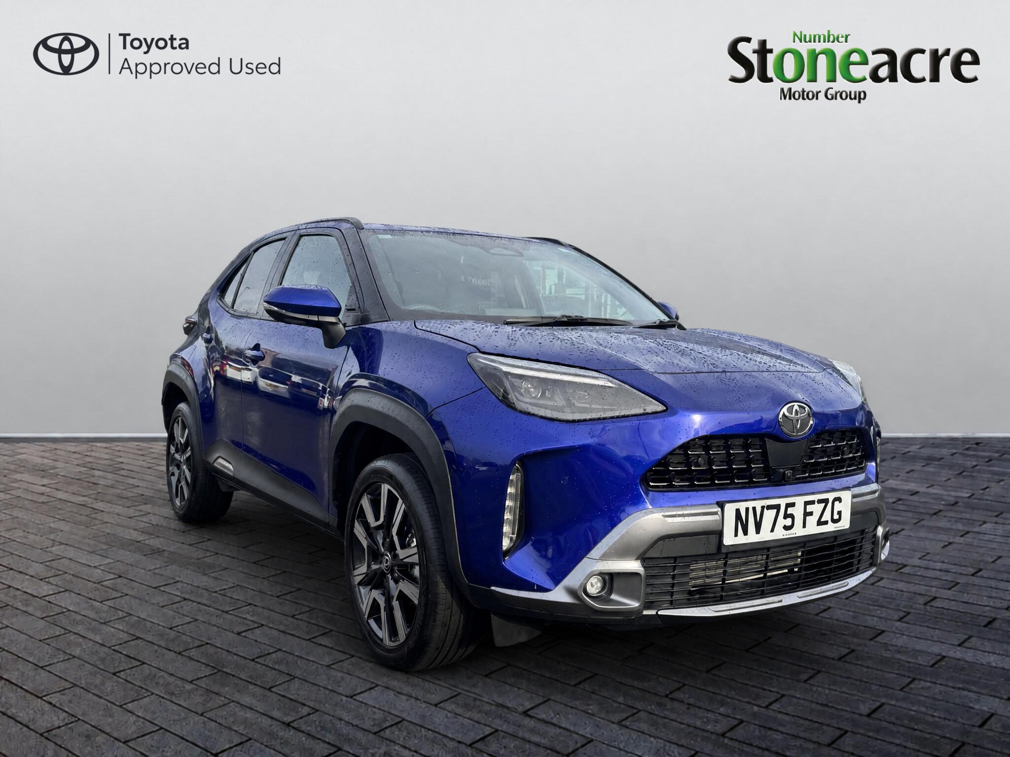 Main listing image - Toyota Yaris Cross