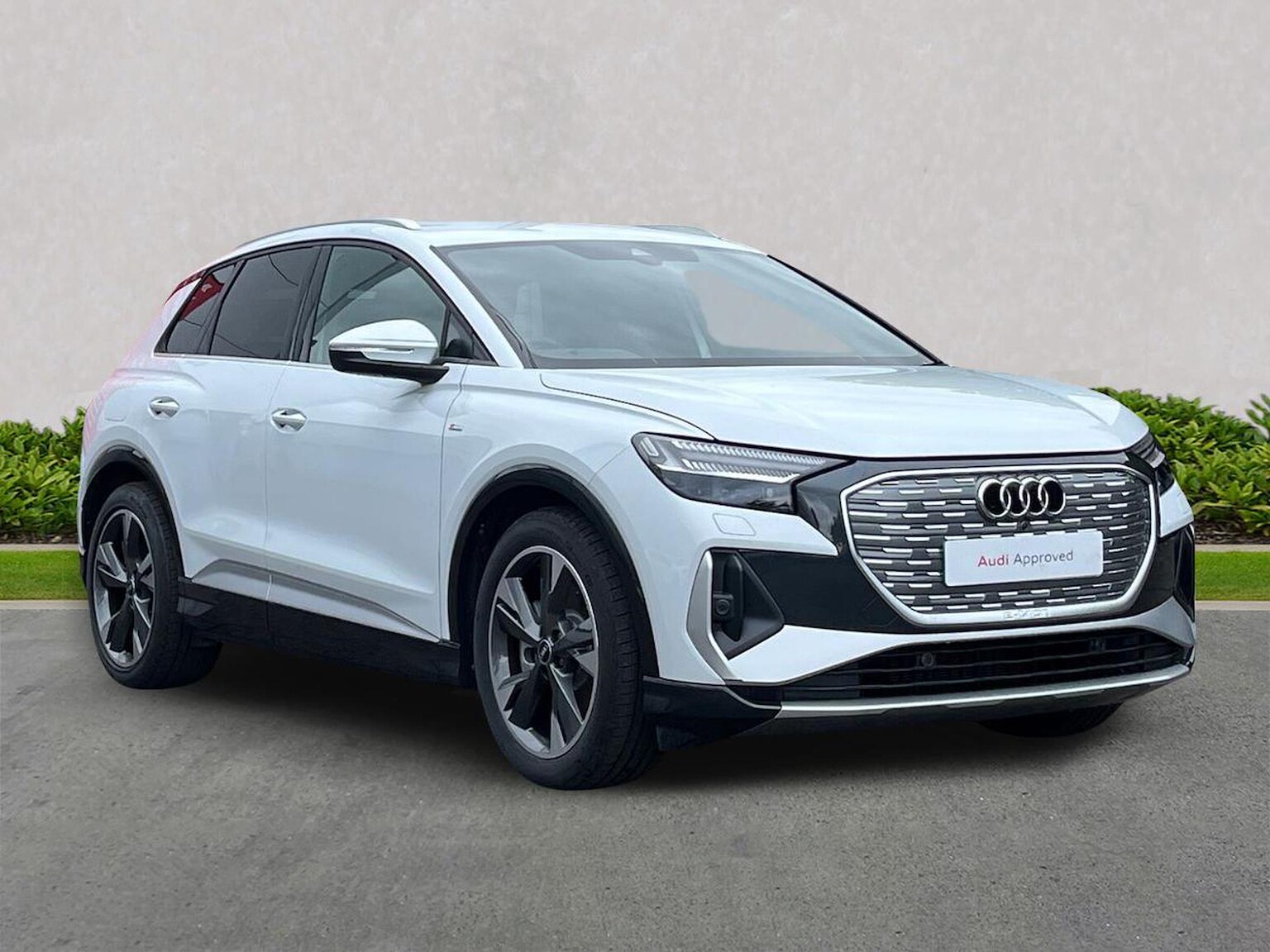 Main listing image - Audi Q4