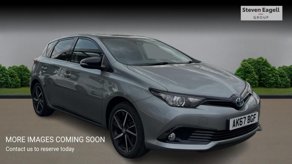 Main listing image - Toyota Auris