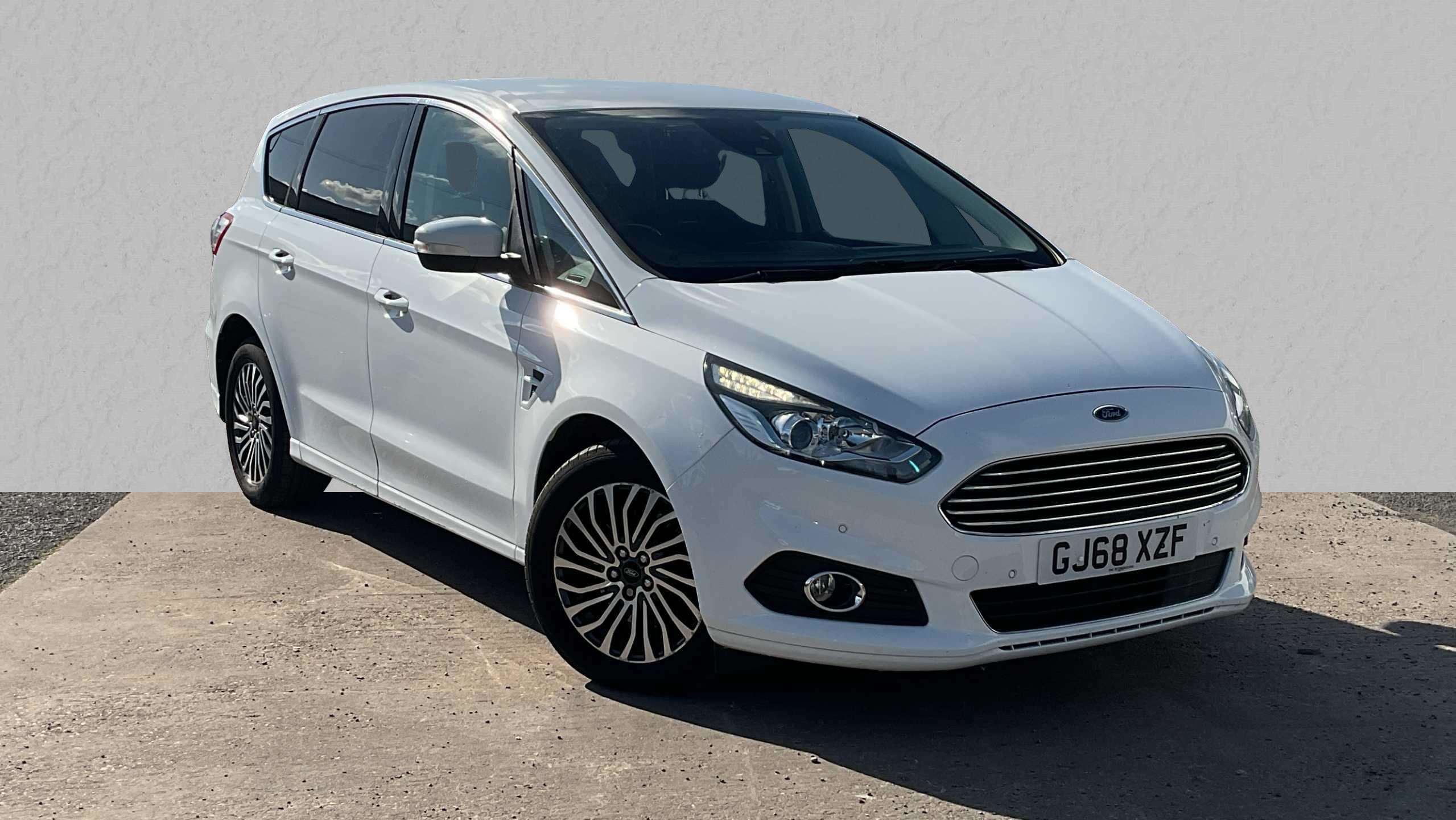 Main listing image - Ford S-MAX