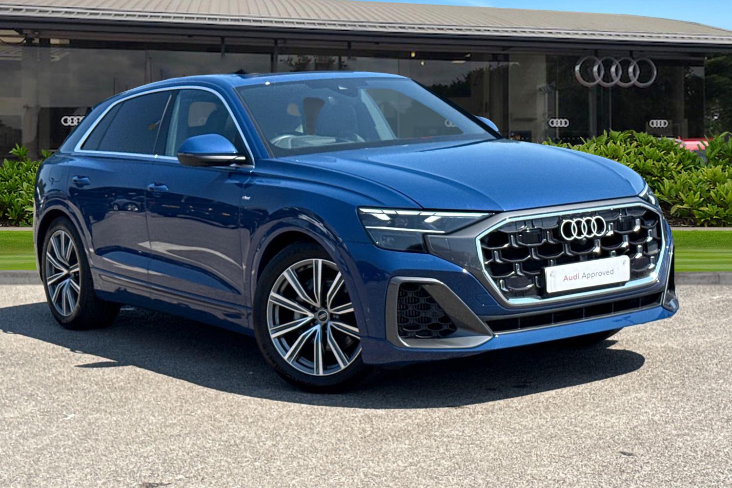 Main listing image - Audi Q8