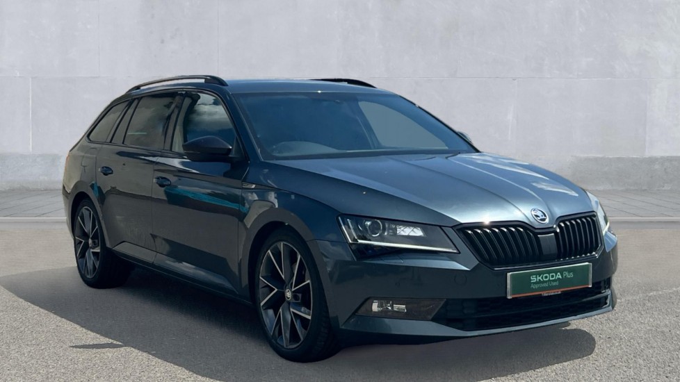 Main listing image - Skoda Superb
