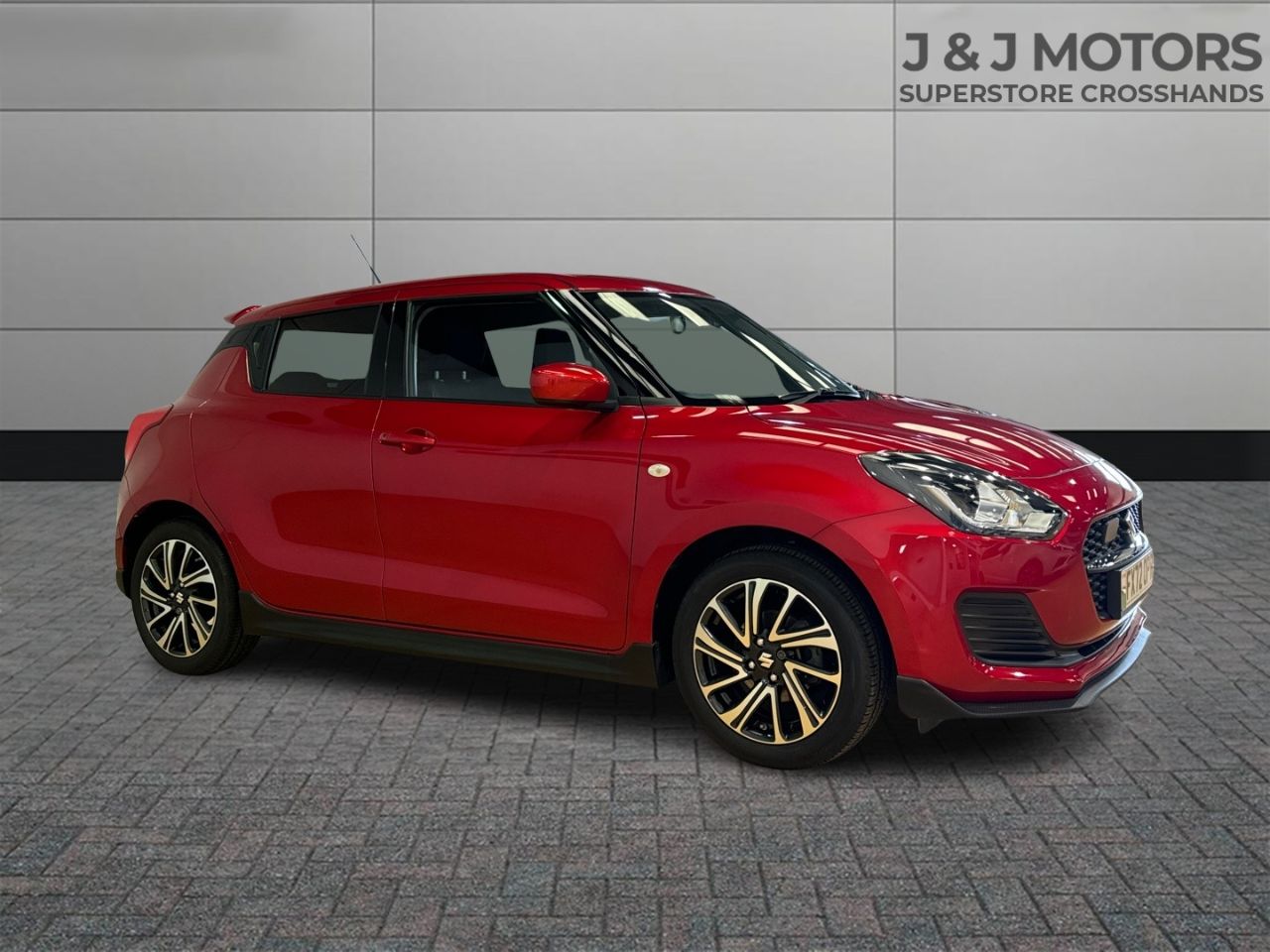 Main listing image - Suzuki Swift