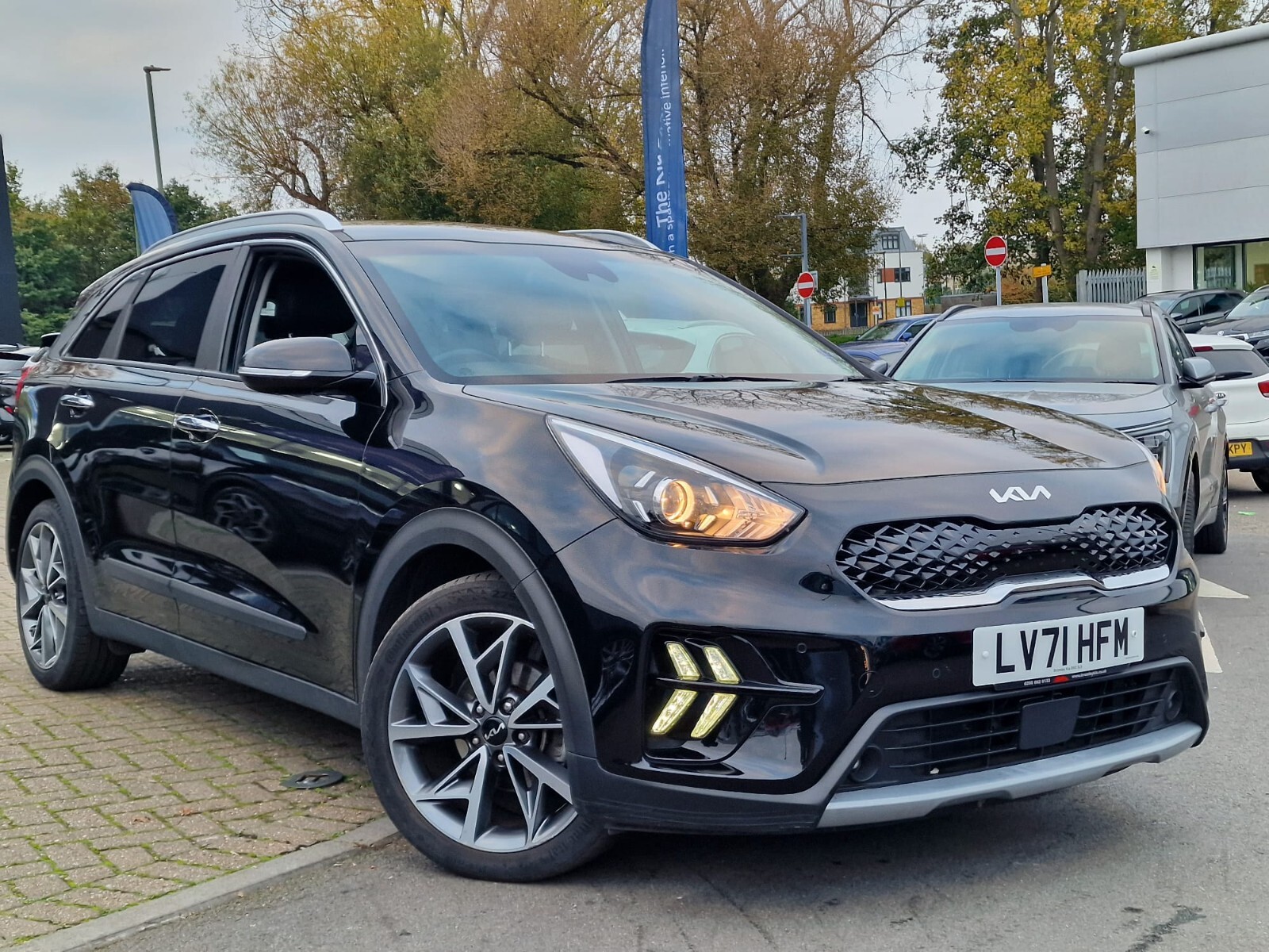 Main listing image - Kia Niro