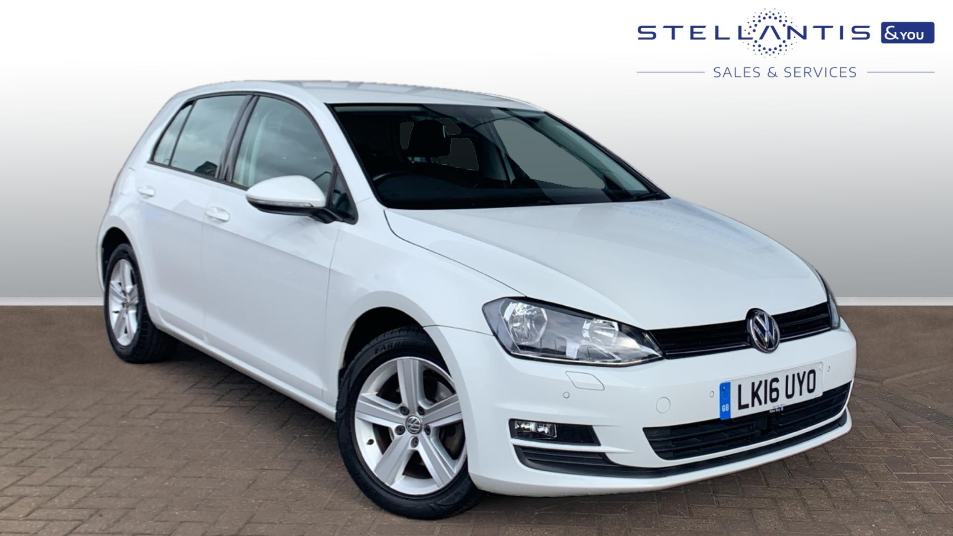 Main listing image - Volkswagen Golf