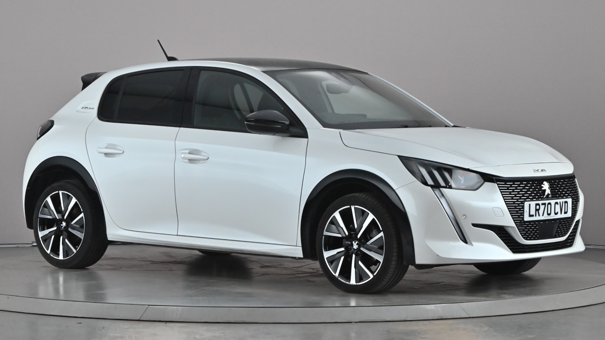 Main listing image - Peugeot 208