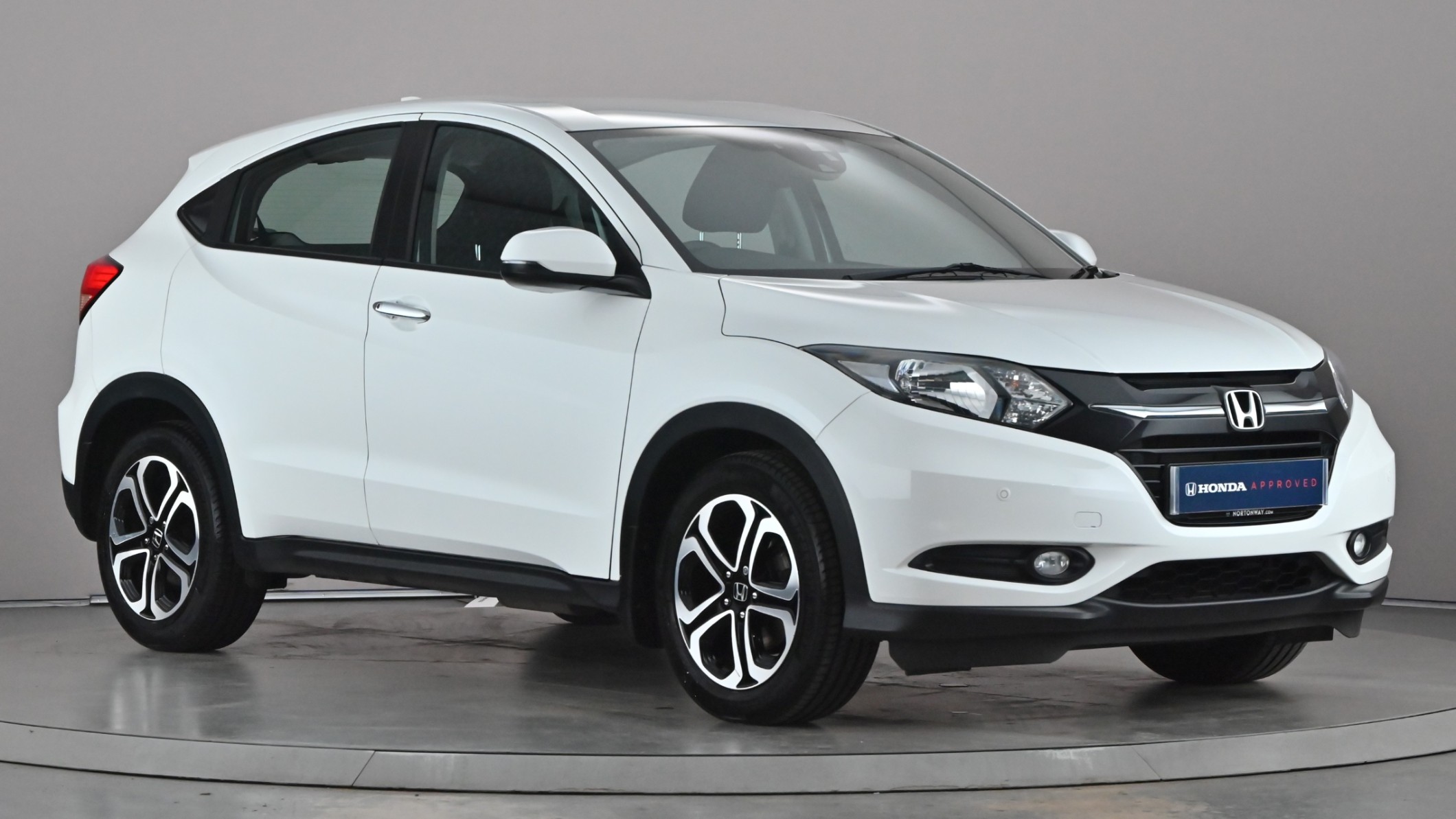 Main listing image - Honda HR-V